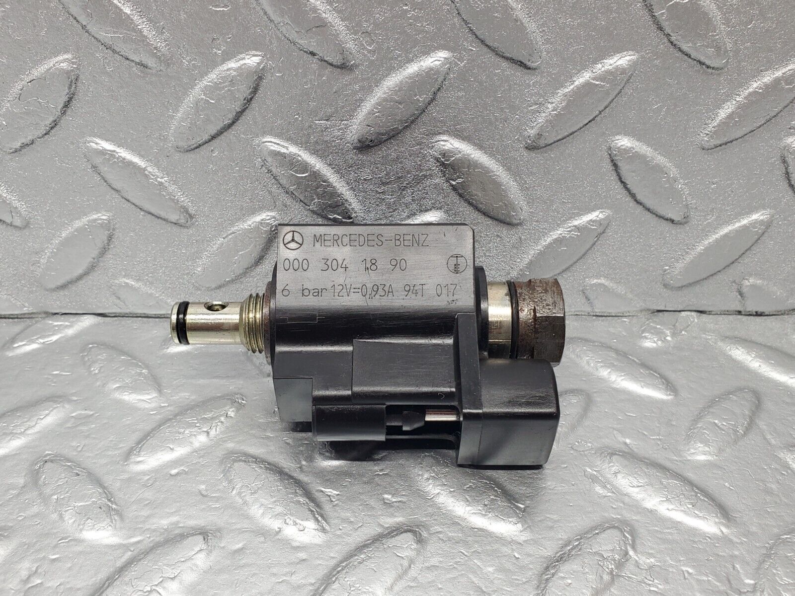 46303 Mercedes-Benz W124 280E Automatic Gearbox Solenoid Valve 722.433 0003041890