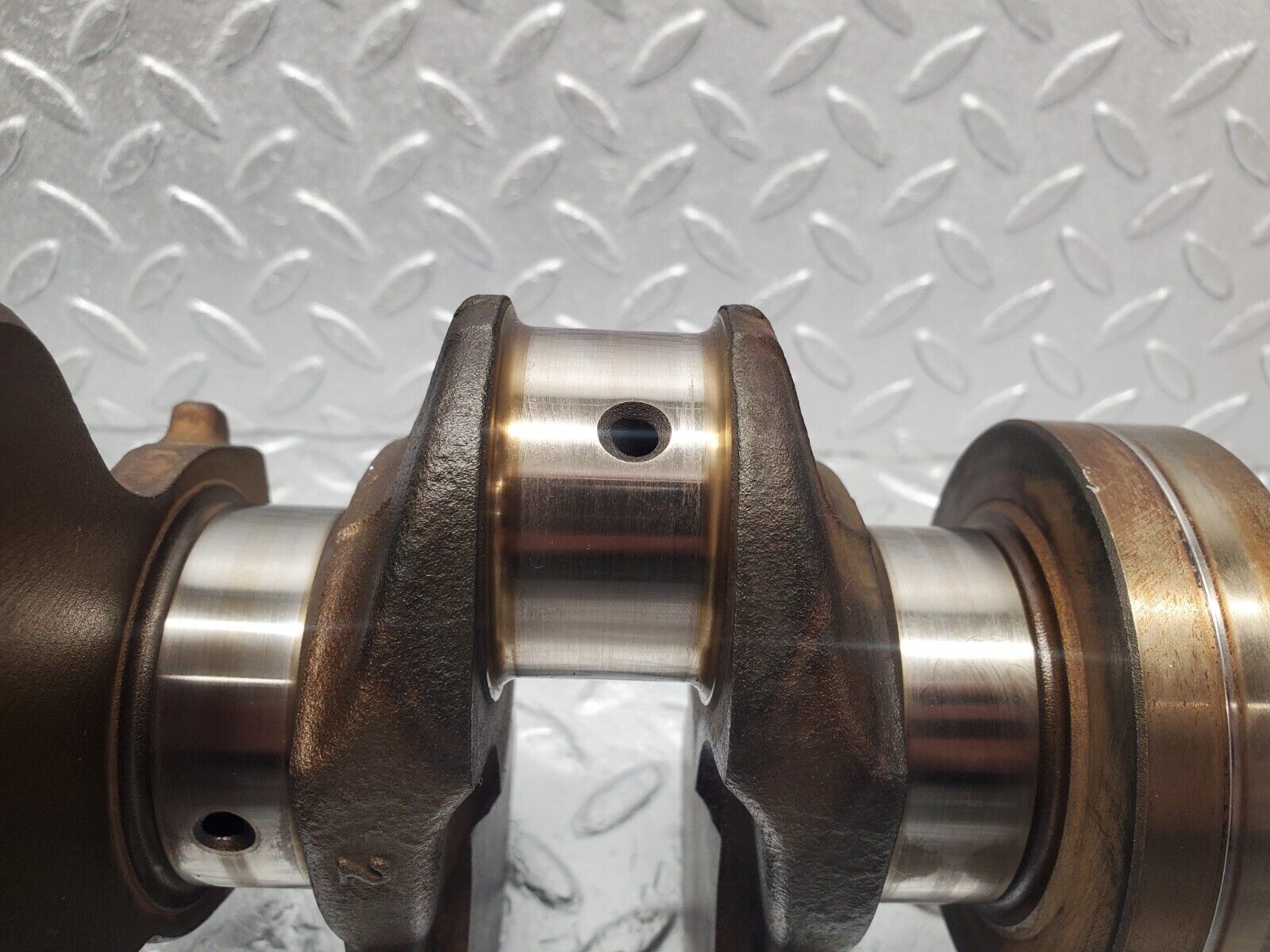 46238 Mercedes-Benz W124 280E Crankshaft