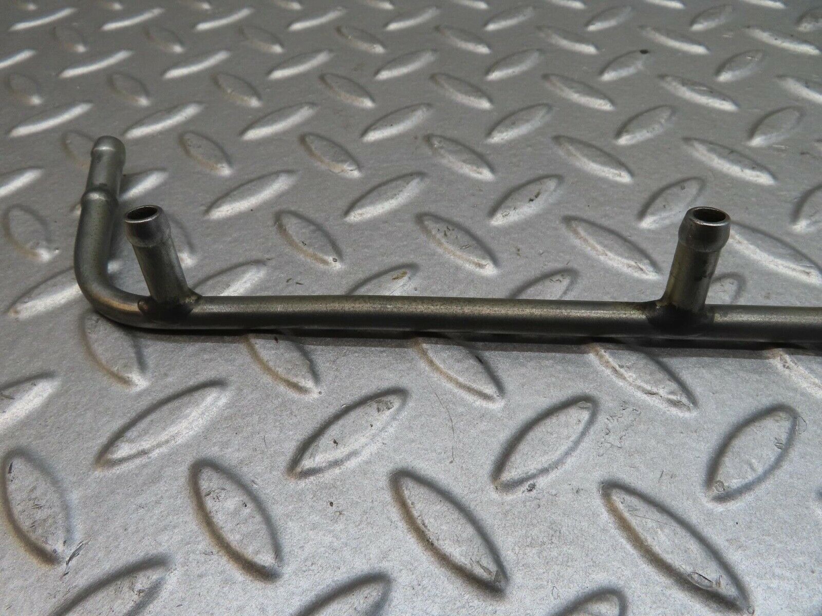 13787 Mercedes-Benz R107 450SL Fuel Injector Pipe Pair