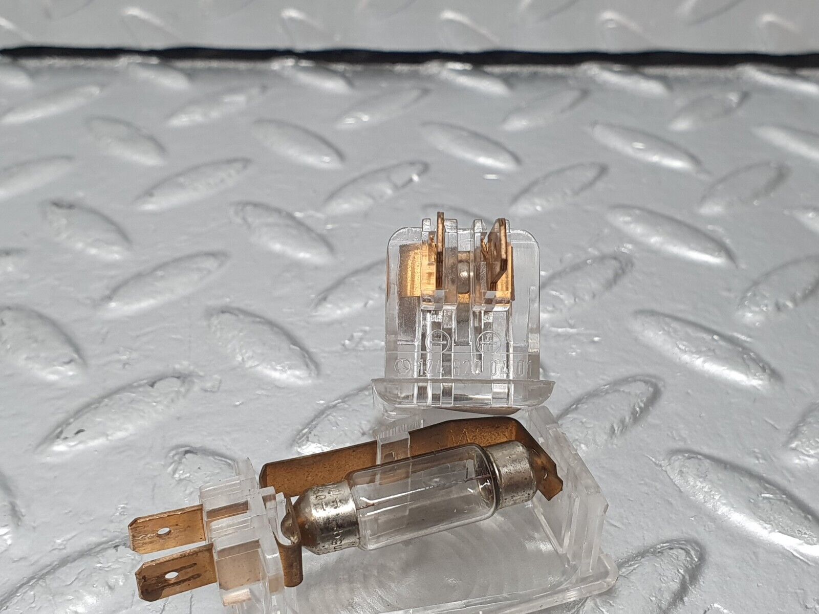 42376 Mercedes-Benz R129 320SL Coupe Under Dash Footwell Light 2x 1248200401