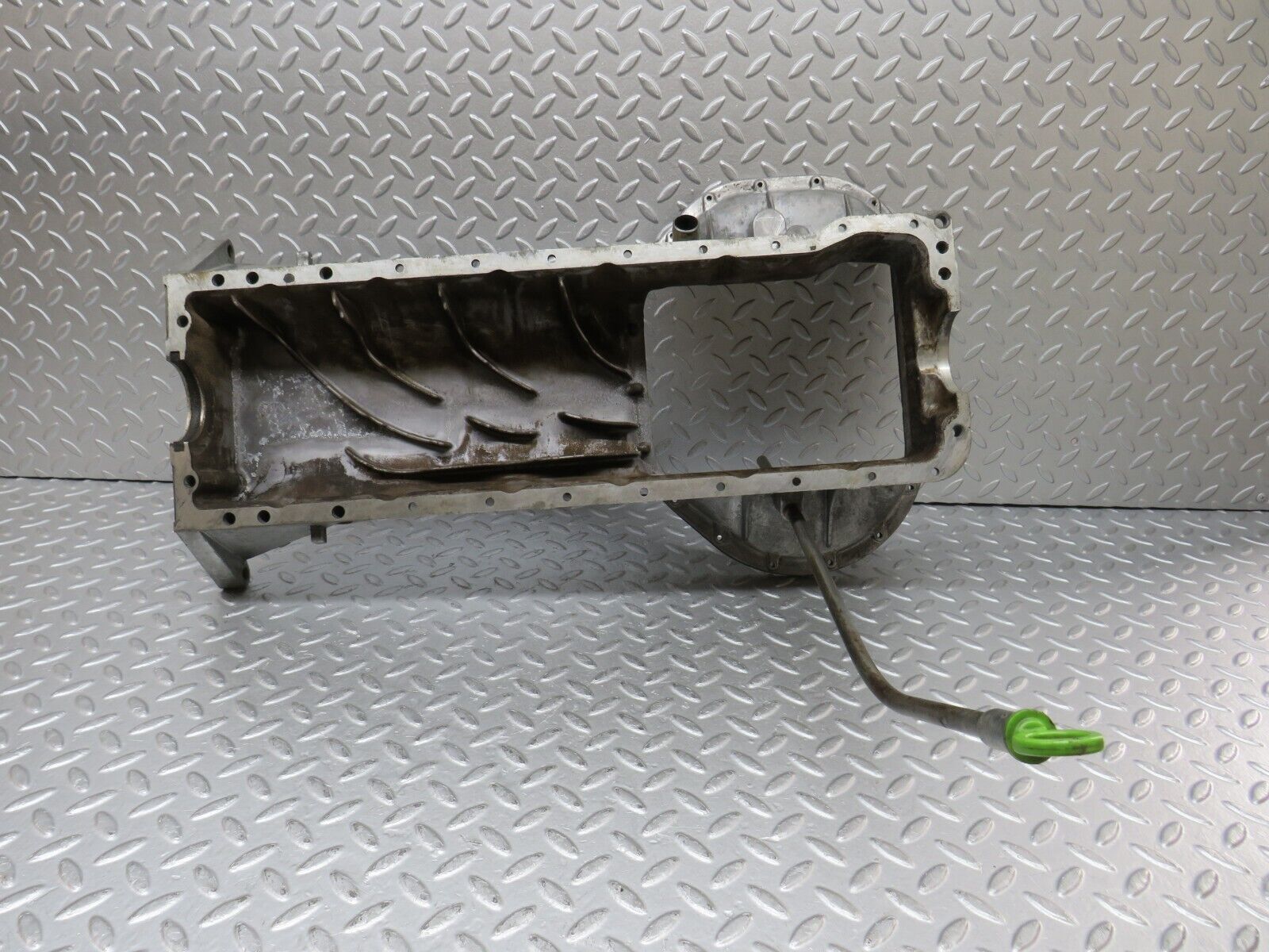 35646 Mercedes-Benz R107 280SL Oil Pan Oil Sump 1100140702