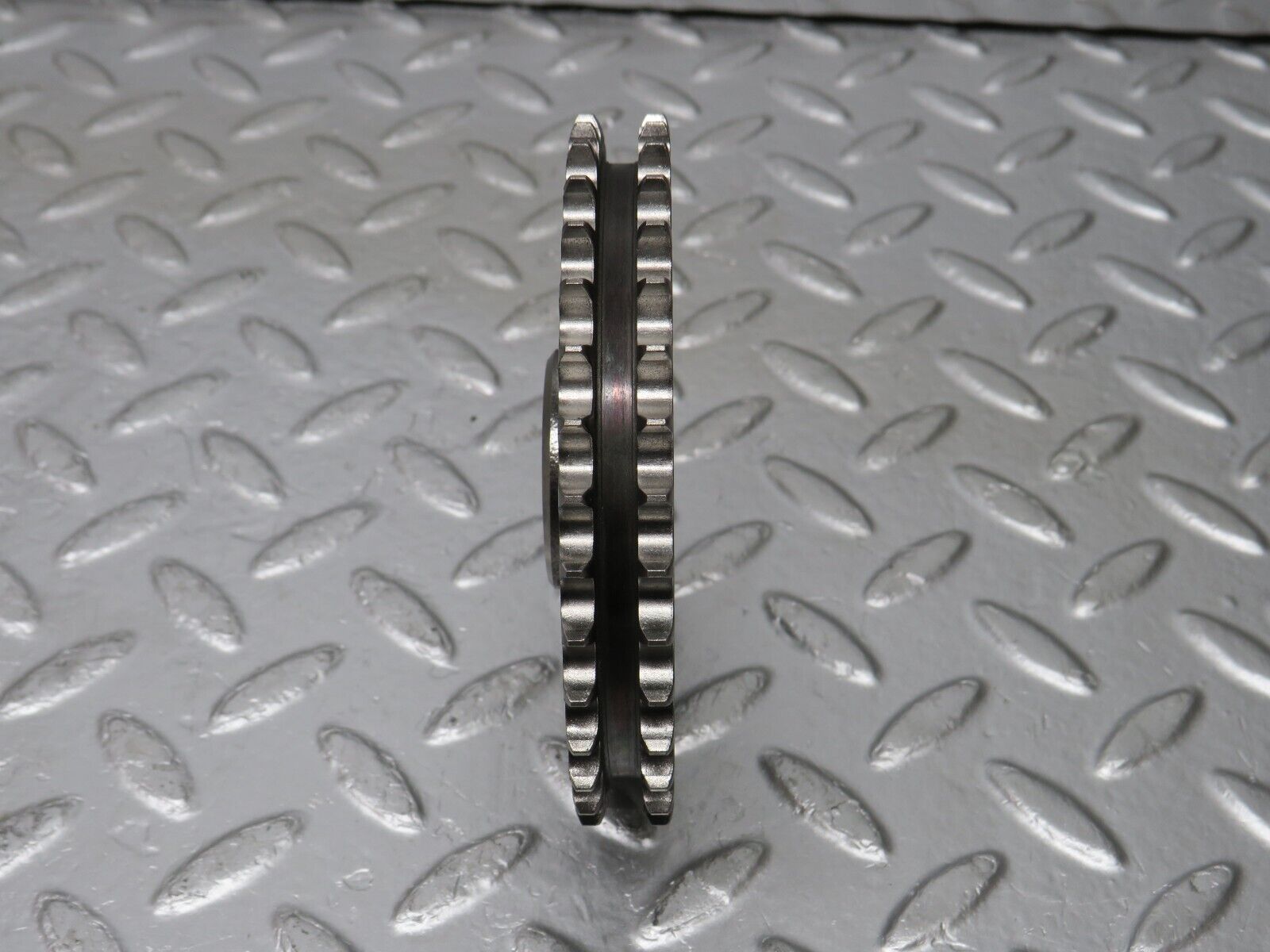 32969 Mercedes-Benz C107 R107 350 V8 Camshaft Timing Gear 1160520601