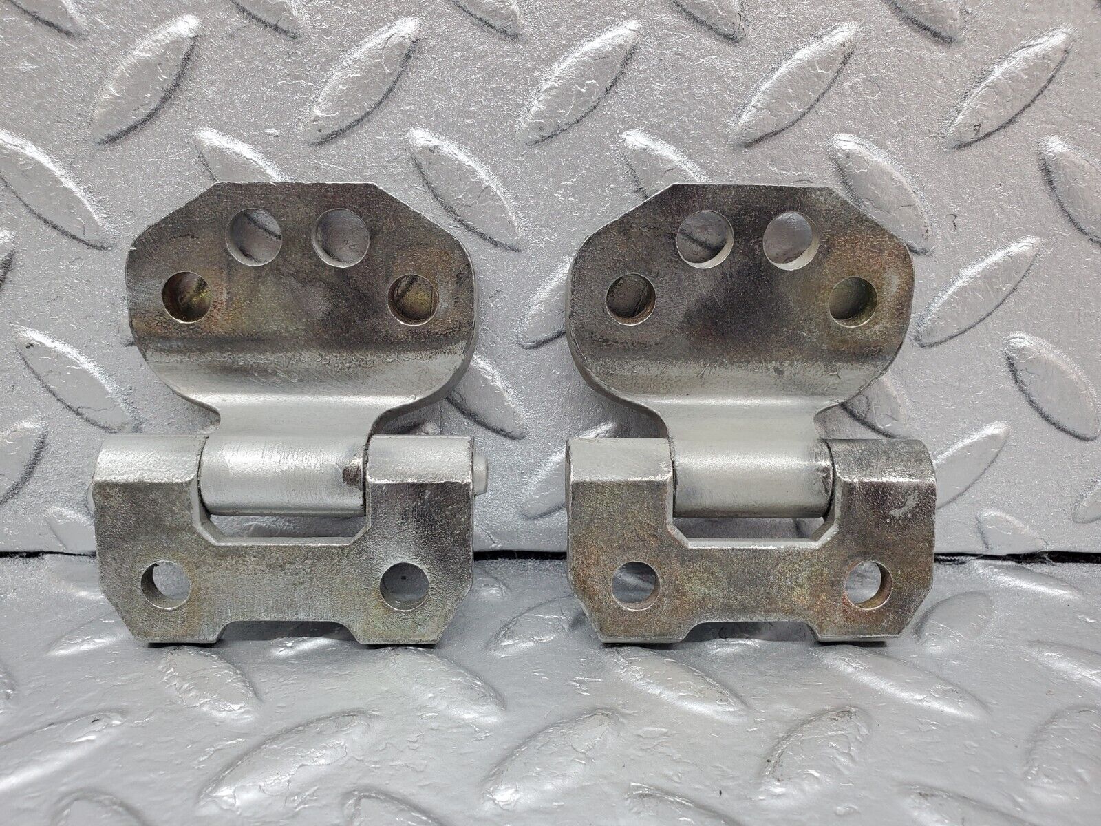 44953 Mercedes-Benz R129 300SL Coupe Door Hinge Right Side