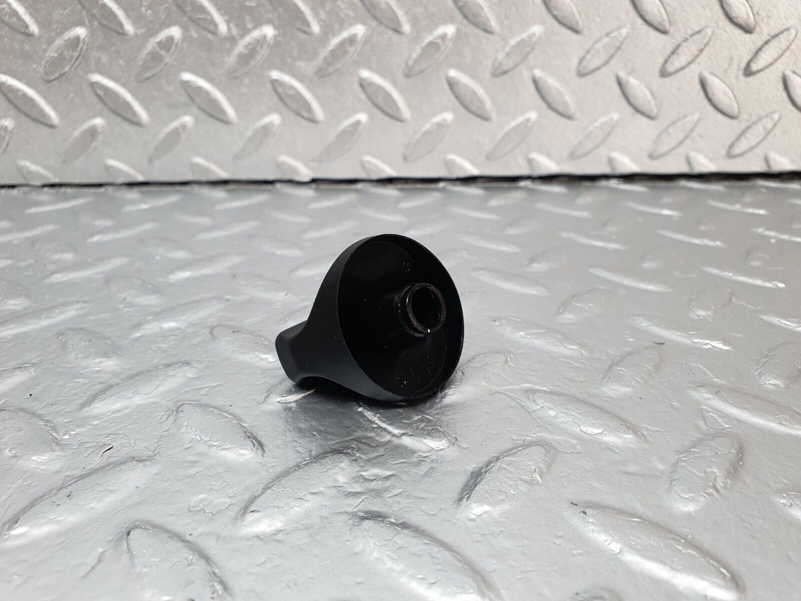 42946 Mercedes-Benz W201 190 2.0L Headlight Switch Knob