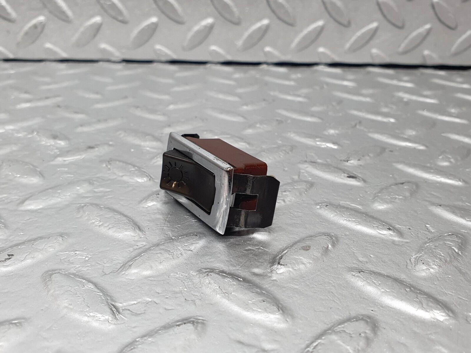 43409 Mercedes-Benz W108 280SE Interior Light Switch 15013900