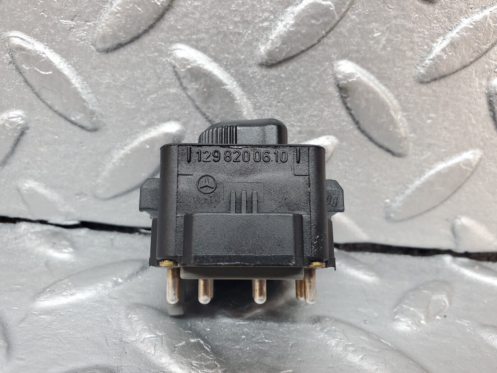 44935 Mercedes-Benz R129 300SL Coupe Electric Mirror Adjust Switch 1298200610