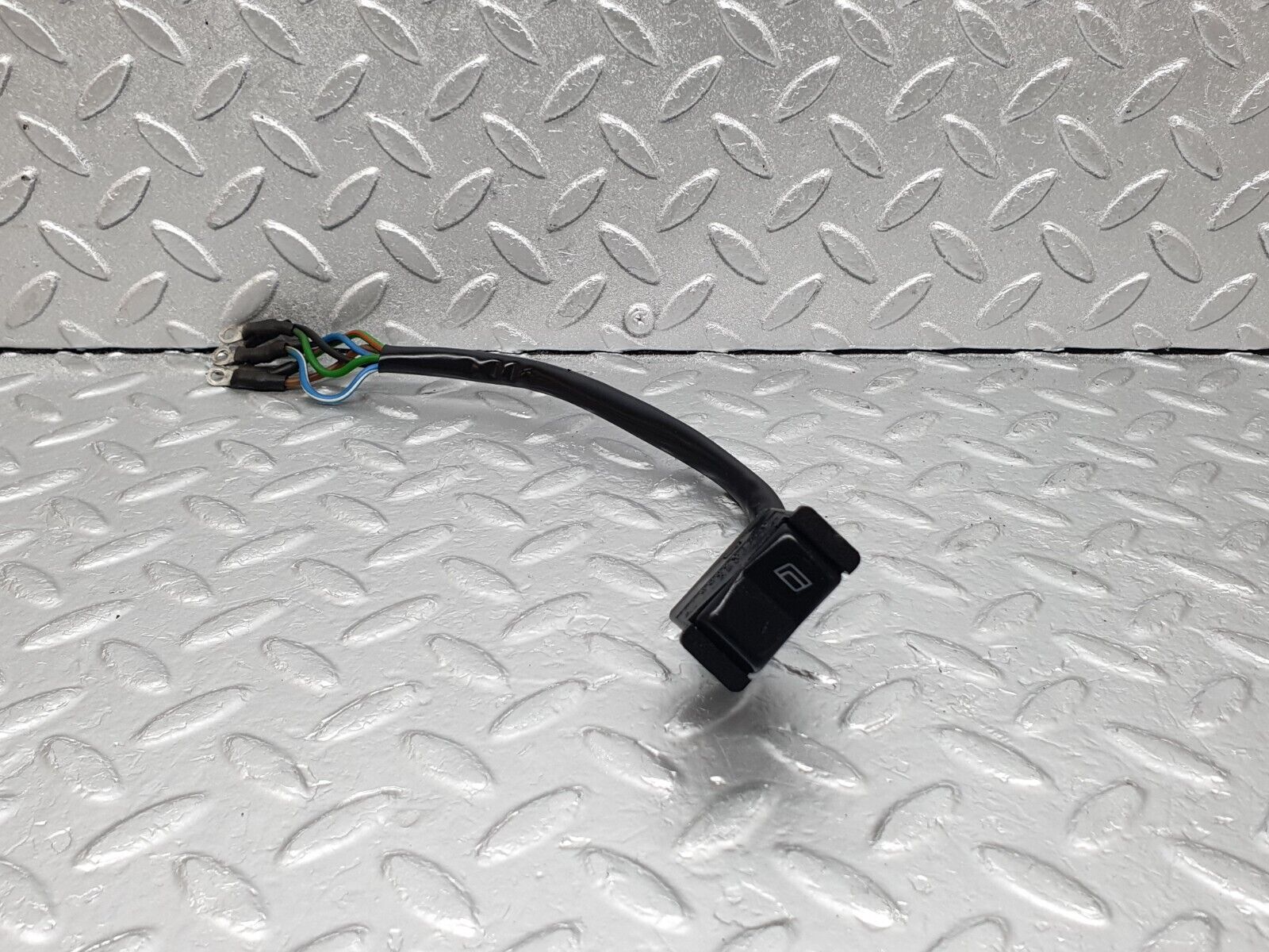 43584 Mercedes-Benz C126 380SEC Coupe Rear Electric Window Switch 1268201710