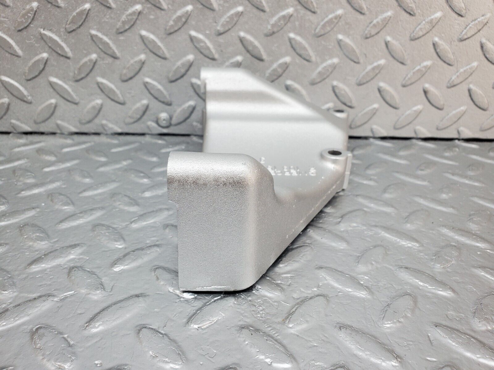 45080 Mercedes-Benz R129 300SL Coupe Alternator Generator Bracket 1031550435