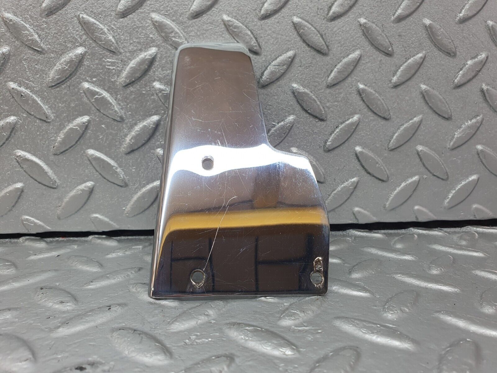 42516 Mercedes-Benz R129 320SL Coupe Right Door Chrome Cover