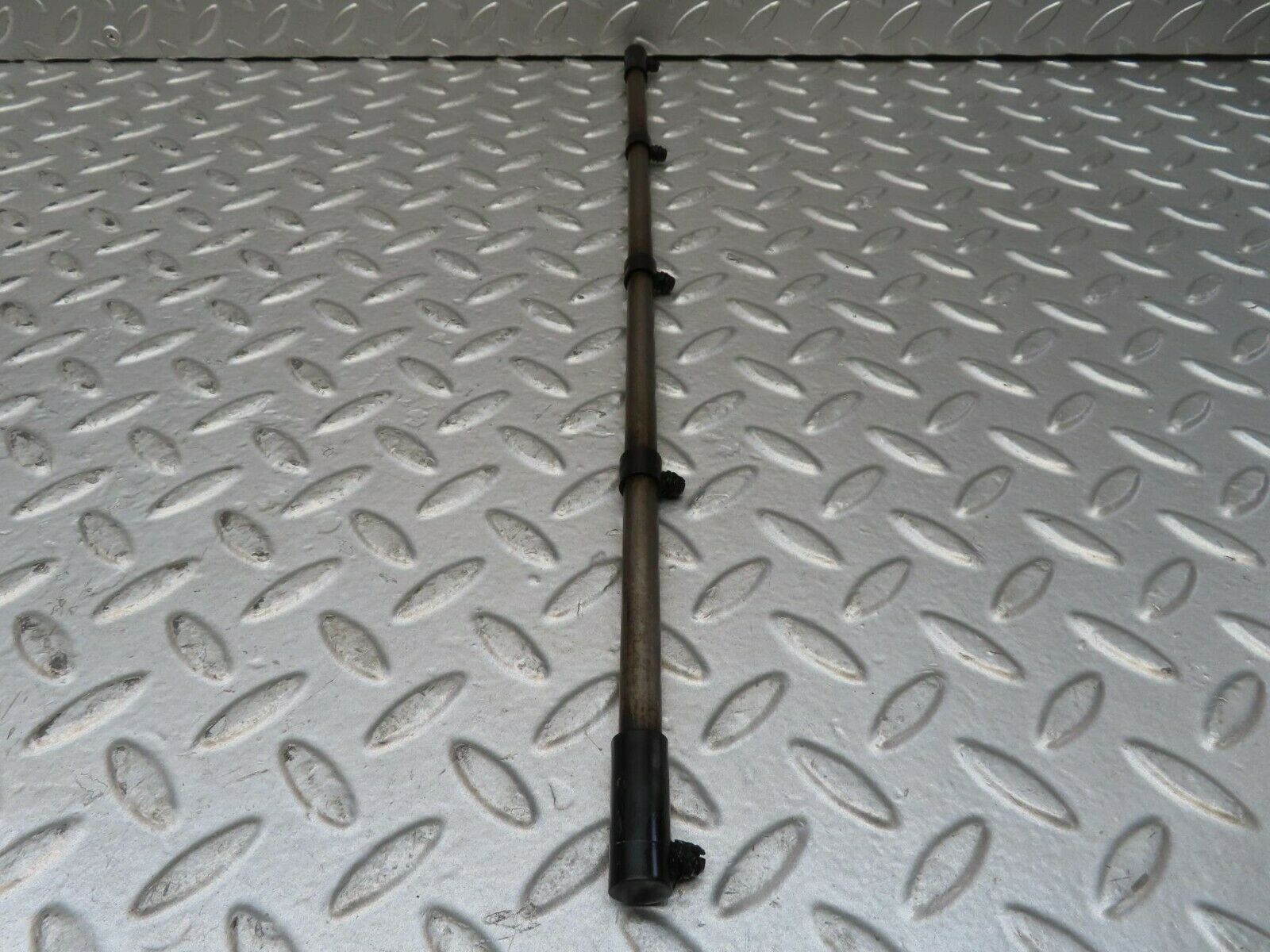 15683 Mercedes-Benz 1979 R107 450SL Camshaft Oil Tube