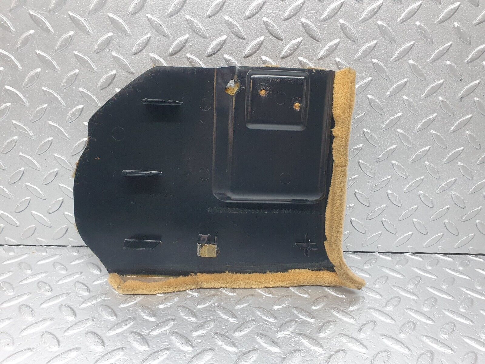 43612 Mercedes-Benz C126 380SEC Coupe Kick Panel Left Side Beige 1266880306