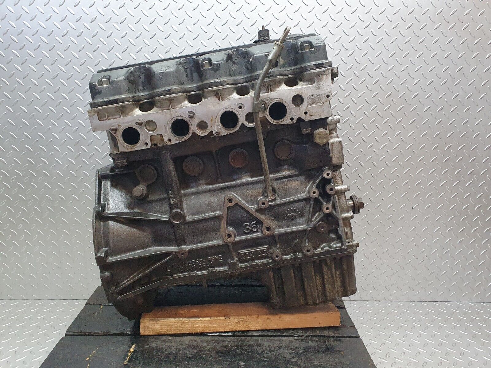 43033 Mercedes-Benz W201 190 Complete Engine 102.924 1020113601