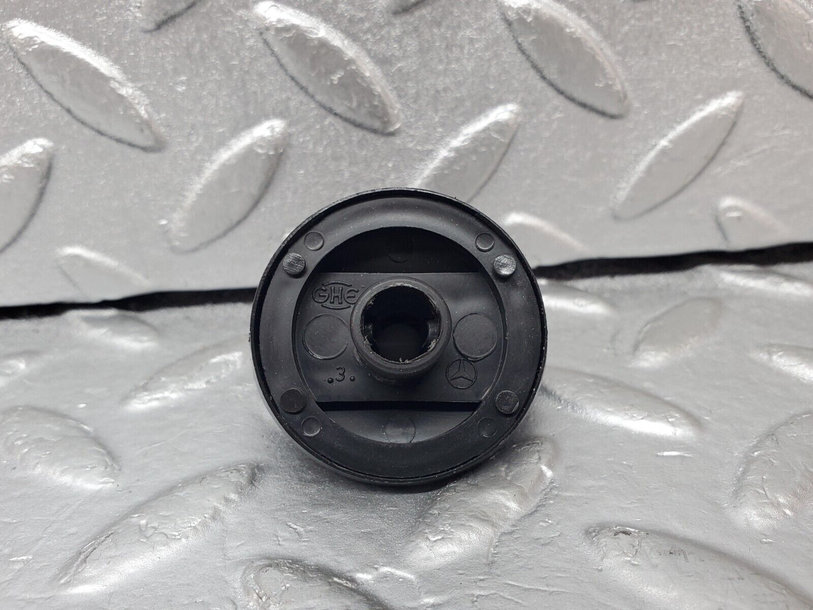 44525 Mercedes-Benz W123 280E Heater Control Knob Set