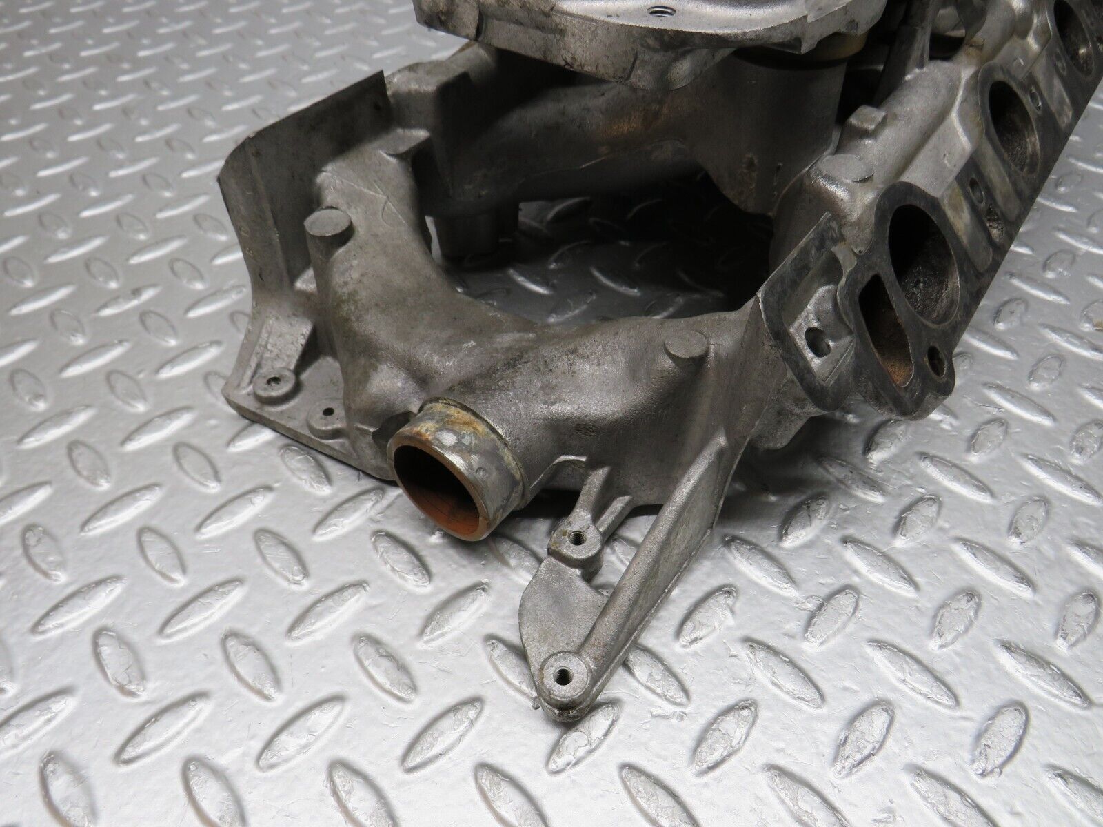 39896 Mercedes-Benz R107 350SL Air Intake Manifold 1161413501 1171412201