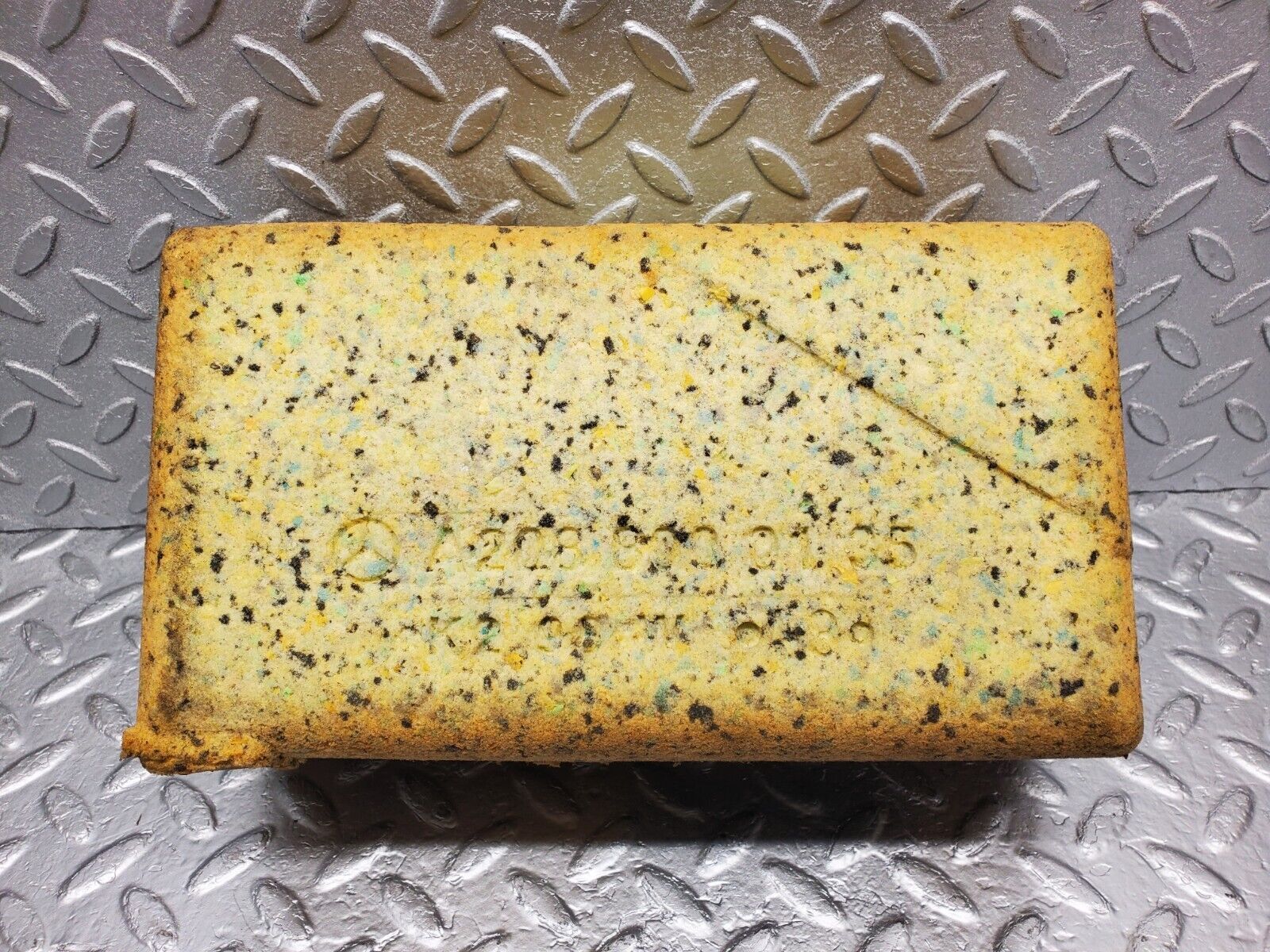 46900 Mercedes-Benz R129 320SL Coupe Central Locking Vacuum Pump Housing 2088000135