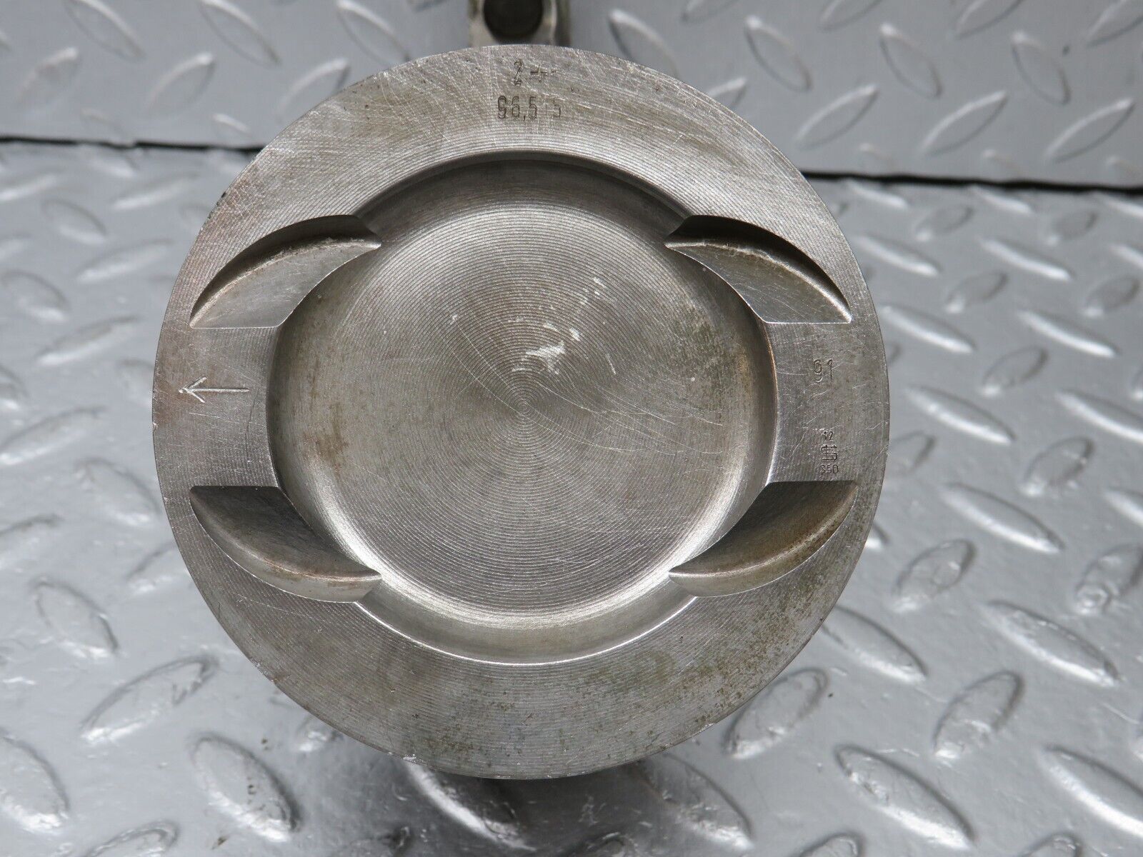39302 Mercedes-Benz R107 500SL Piston With Connecting Rod 96,515mm