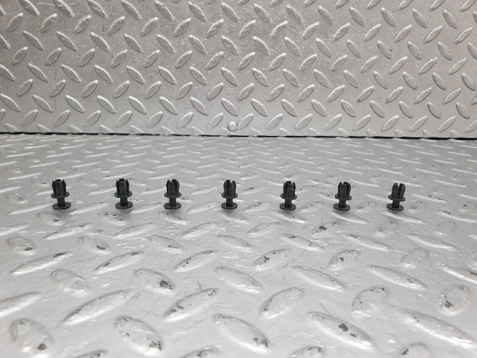 43895 Mercedes-Benz C123 230CE Coupe Glove Box 1236890491