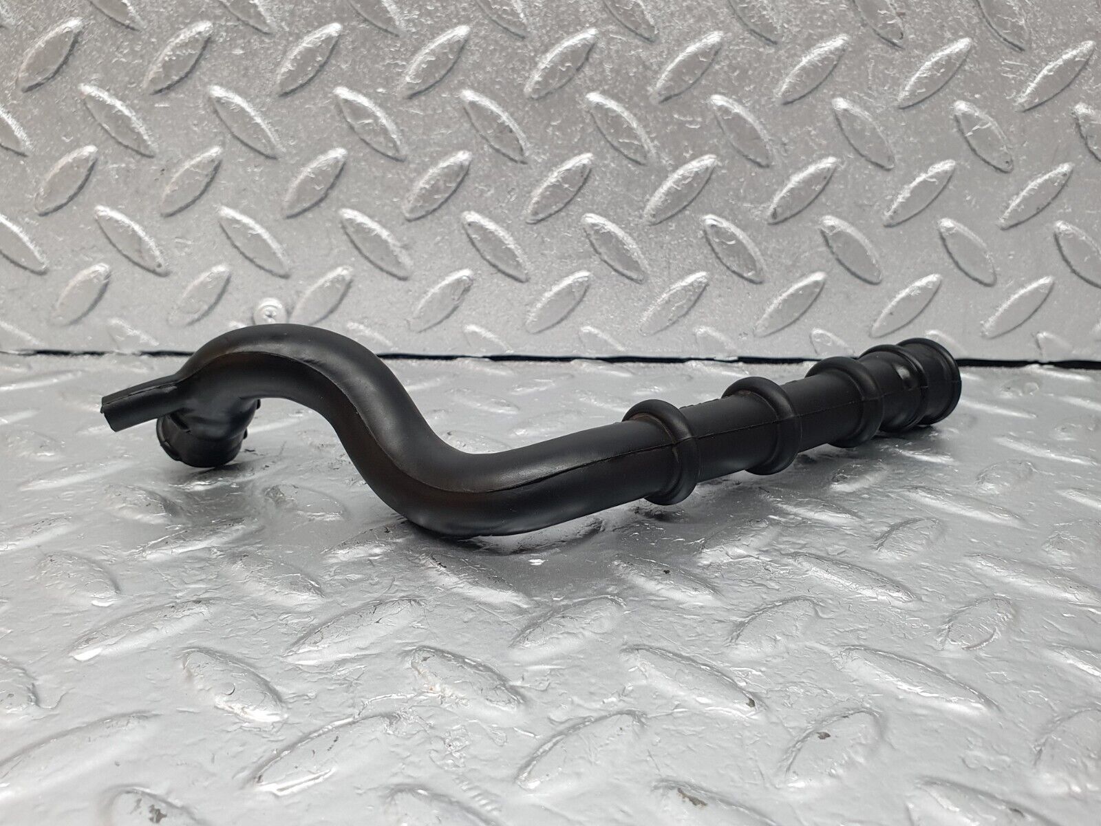 43959 Mercedes-Benz C123 230CE Coupe Air Intake Pipe 1020940282