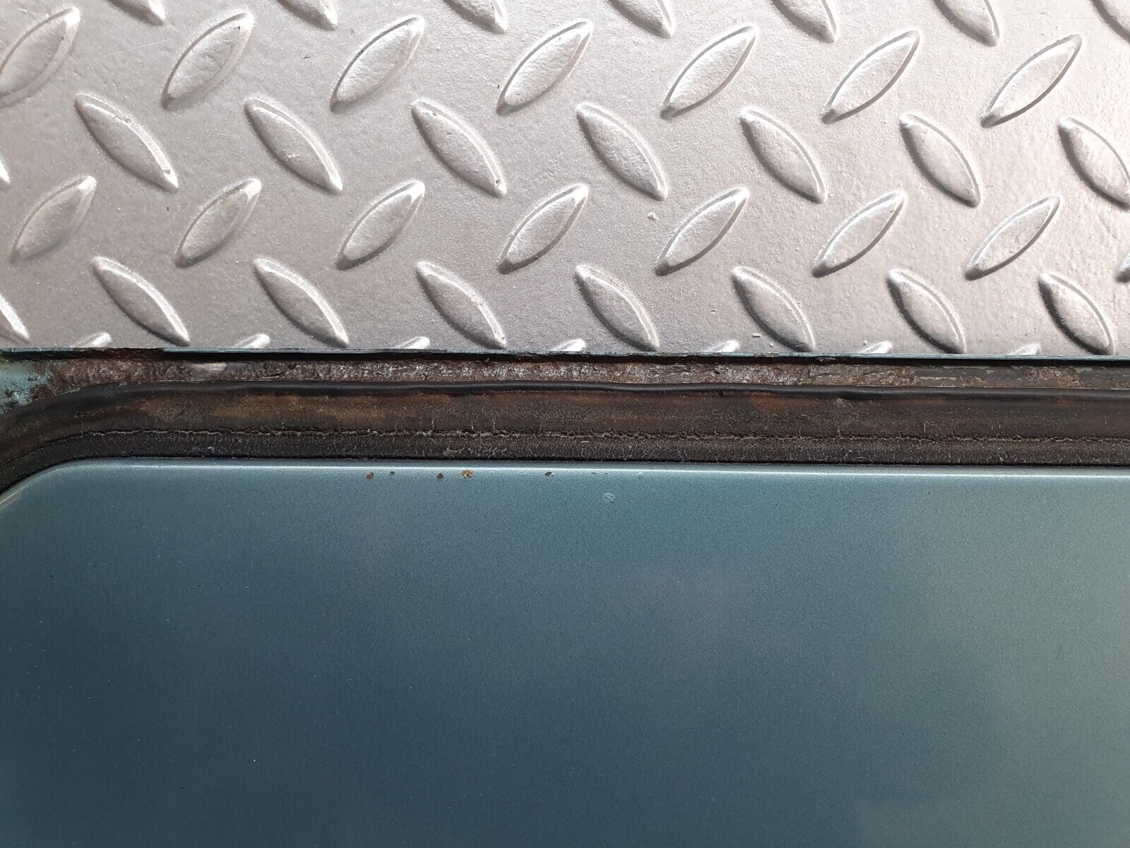 44125 Mercedes-Benz C123 230CE Coupe Sunroof Panel