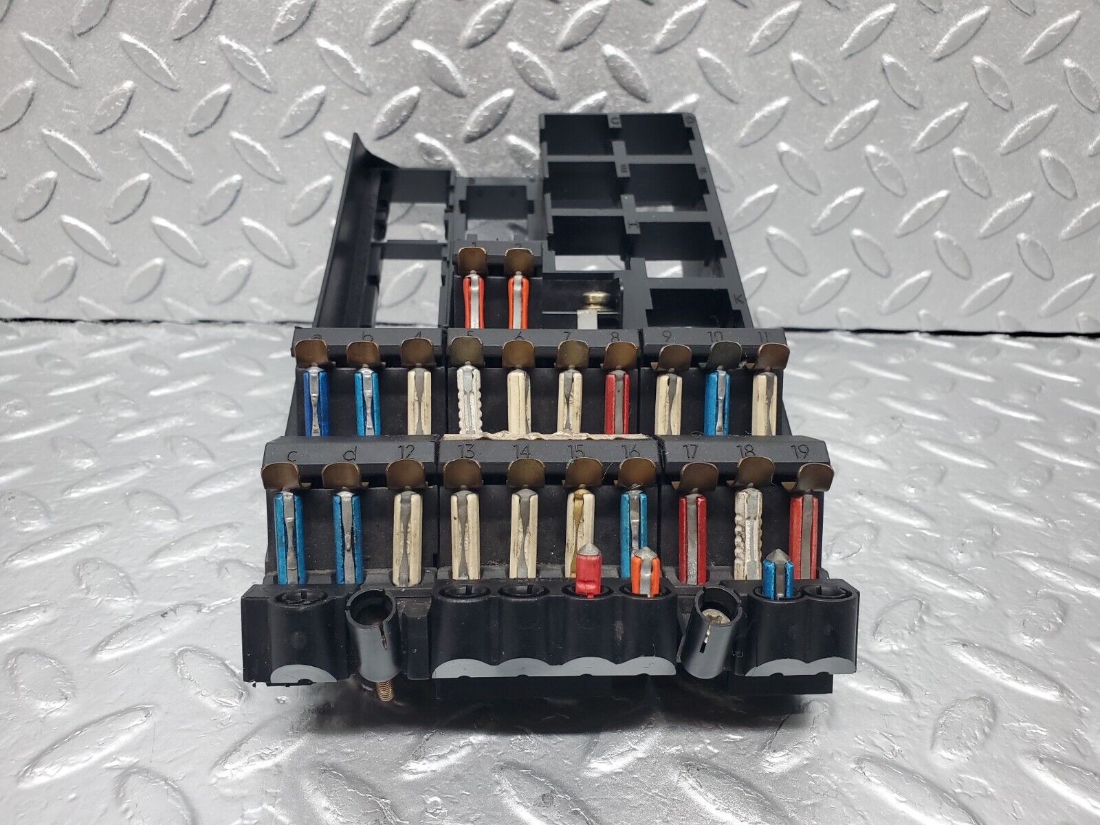 45836 Mercedes-Benz W126 420SE Fuse Box 1265454140 1265407206