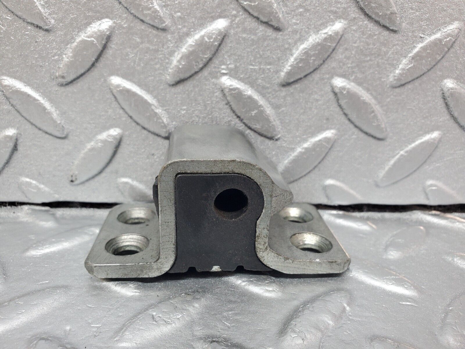 45631 Mercedes-Benz W126 420SE Right Door Lock Latch