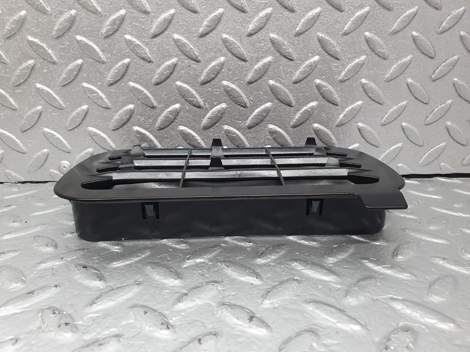 42493 Mercedes-Benz R129 320SL Coupe Air Intake Vent 1248370230 1248370242