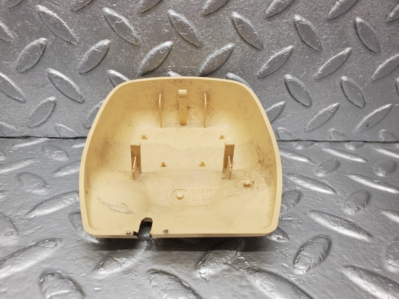 46957 Mercedes-Benz R129 320SL Coupe Rain Sensor Cover Beige 1298220135