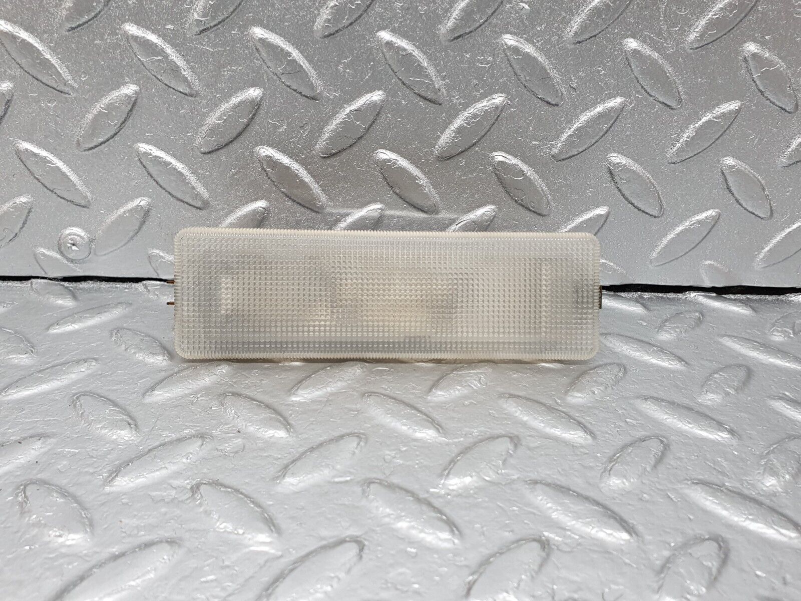 41663 Mercedes-Benz W124 200E Rear Interior Dome Light 0018200601