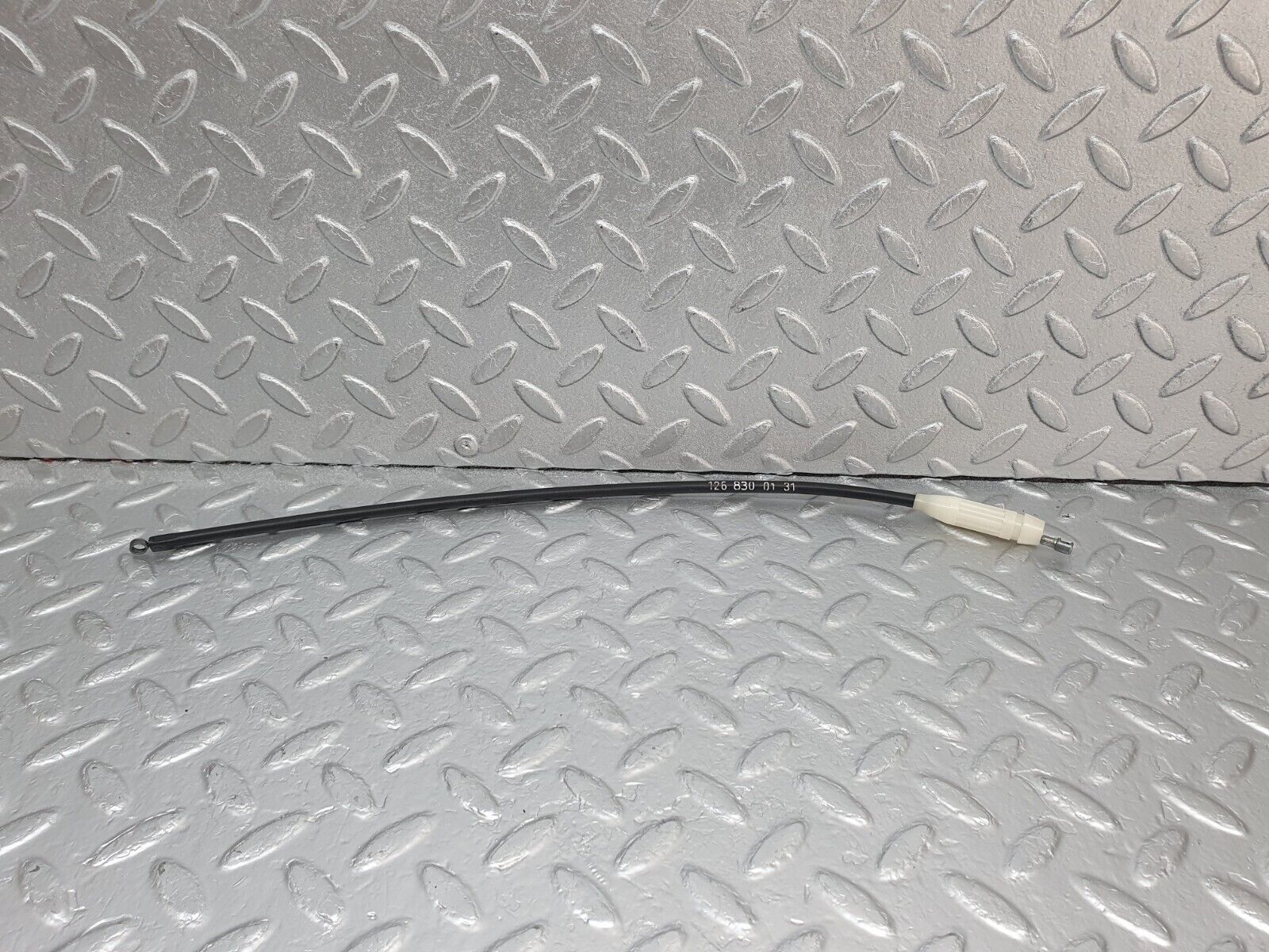 43762 Mercedes-Benz C126 380SEC Coupe Heater Control Cable 1268300131