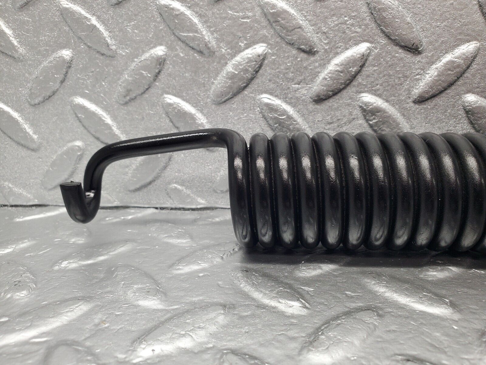 46833 Mercedes-Benz R129 320SL Coupe Bonnet Hinge Spring