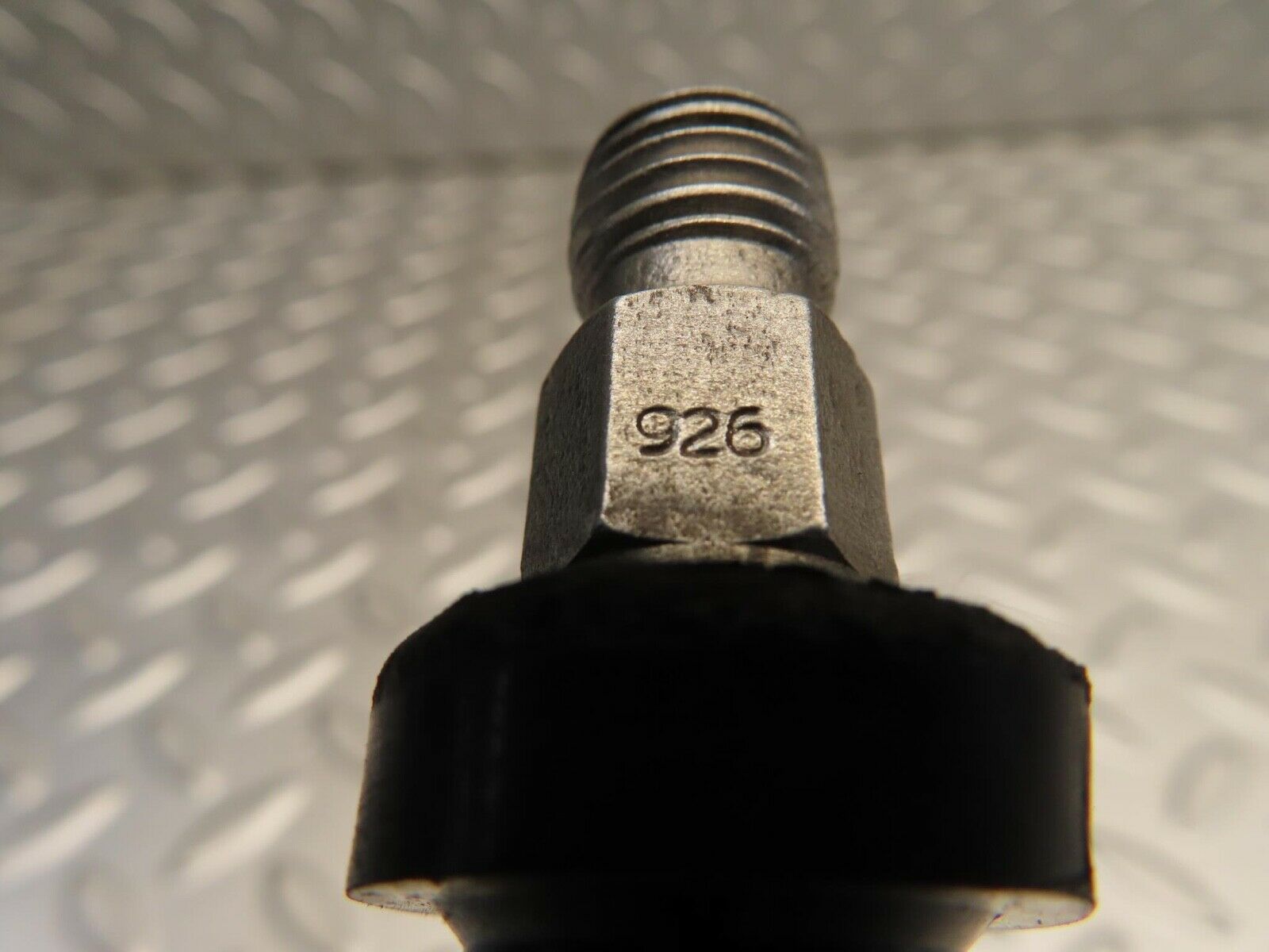 11736 Mercedes-Benz R107 450SL Fuel Injector Bosch