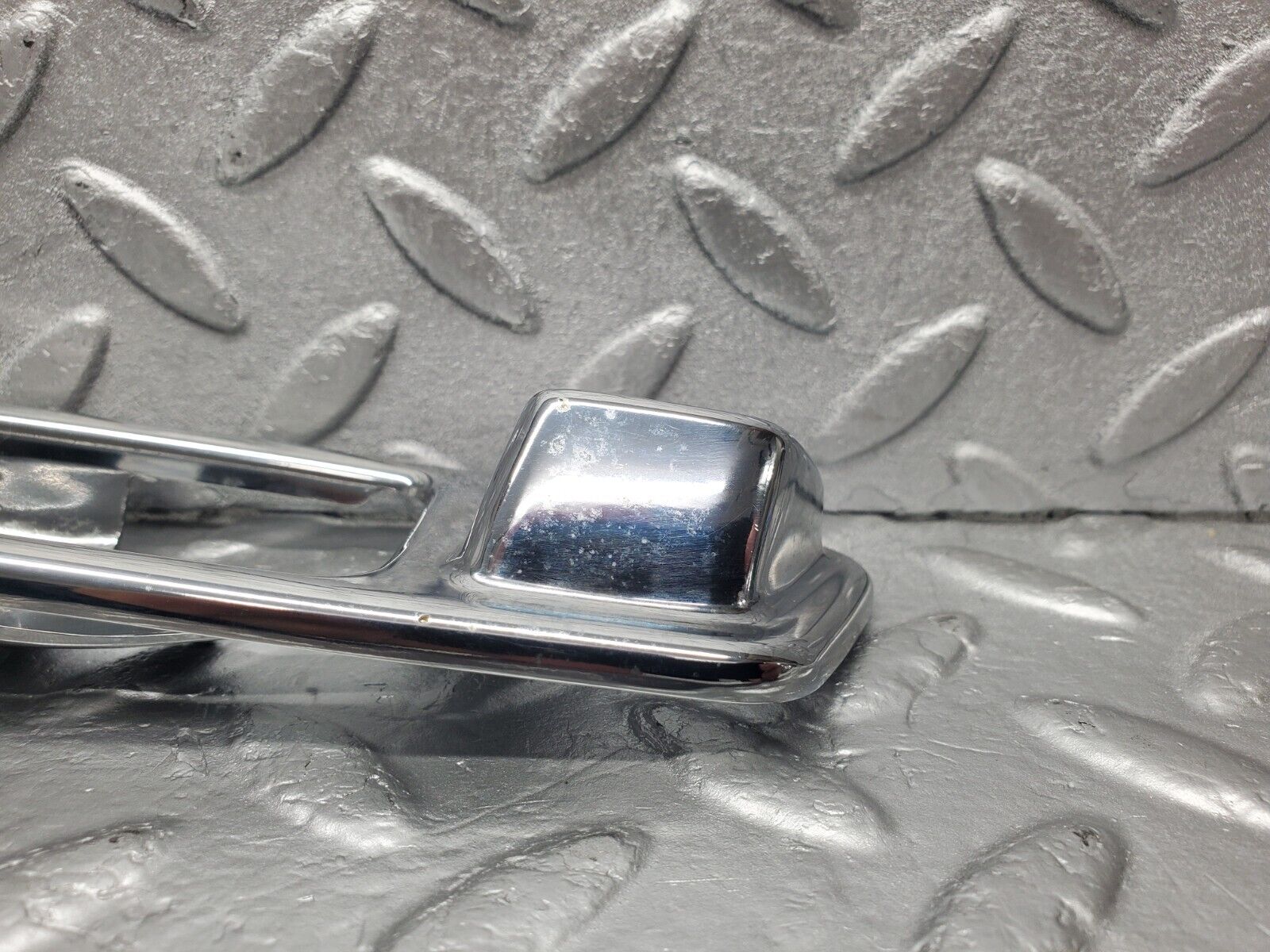 46463 Mercedes-Benz C123 280CE Coupe Chrome Frame For Door Opener Left 1167660111