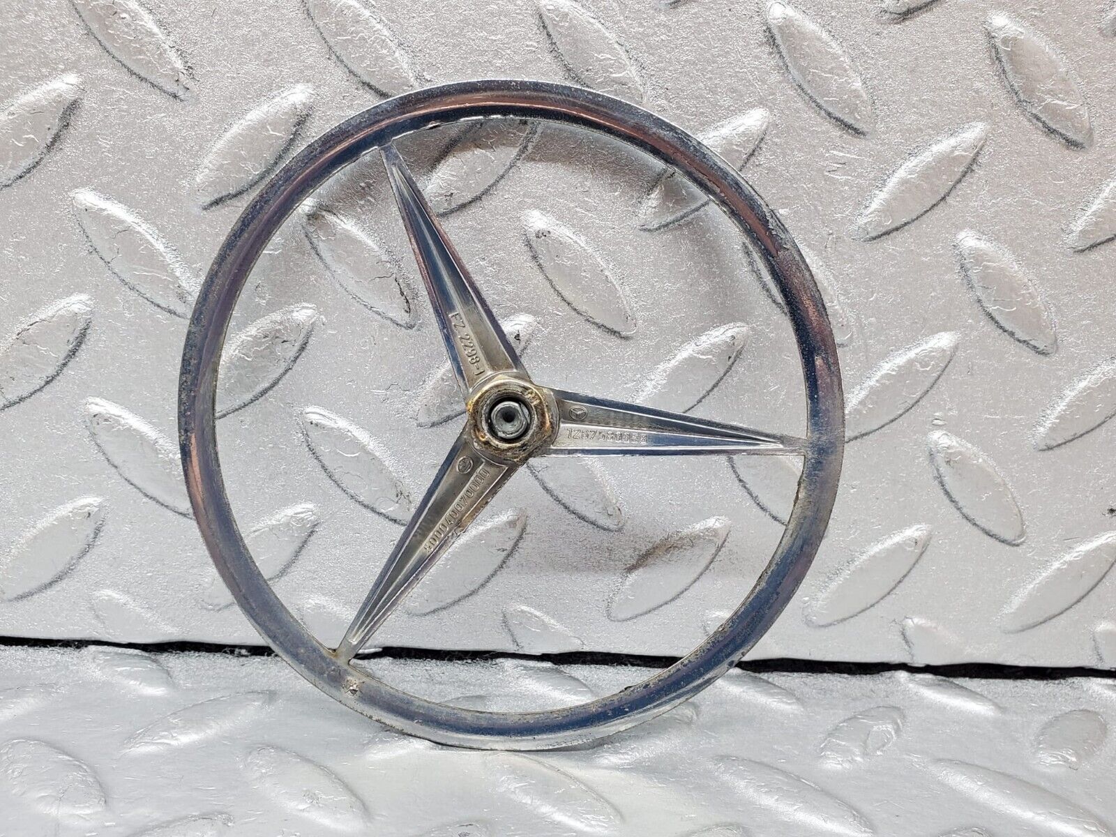 45372 Mercedes-Benz C123 280CE Coupe Trunk Boot Lid Emblem 1267580058