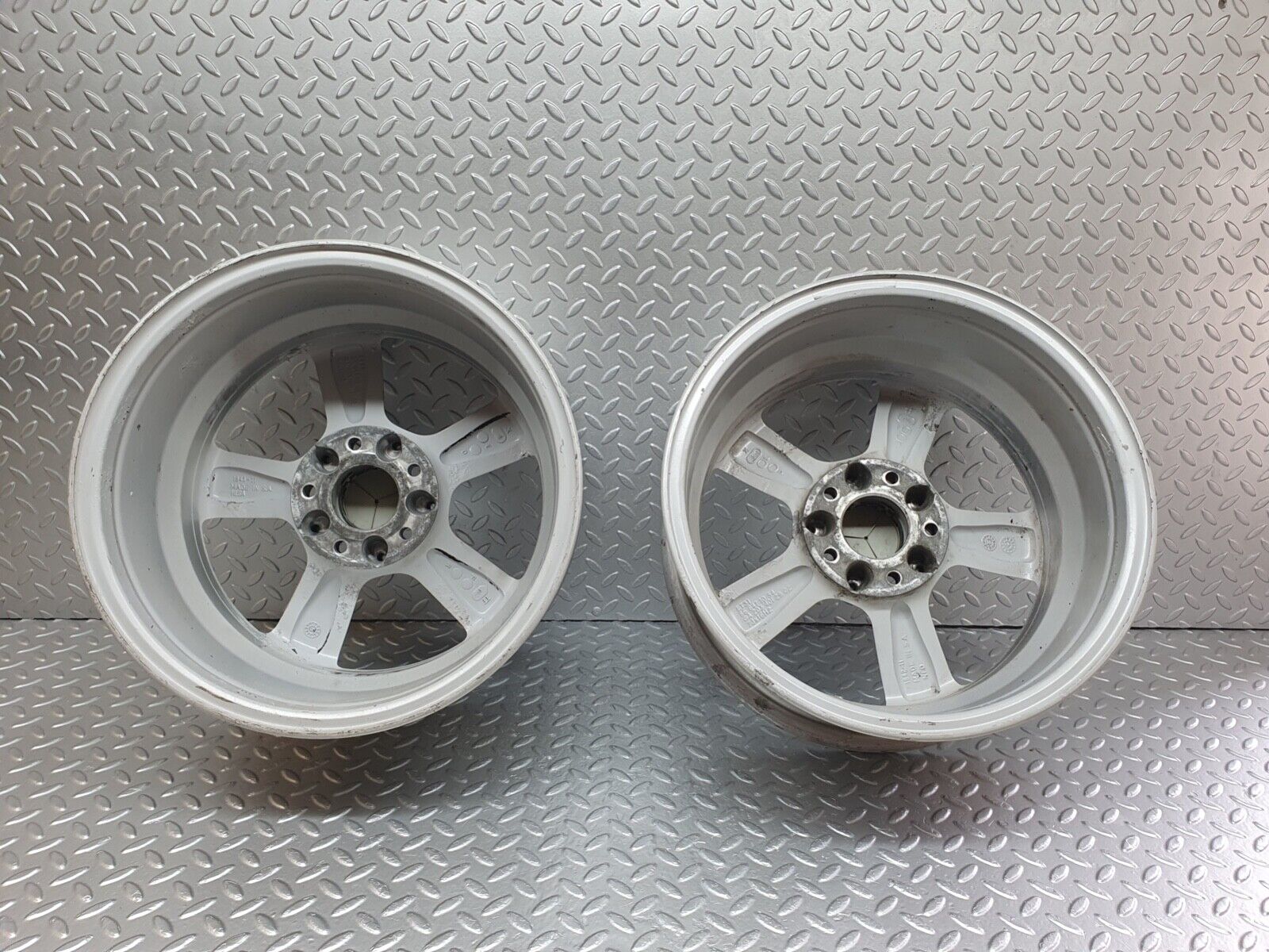 42020 Mercedes-Benz Alloy Wheel Set 7Jx16H2 8Jx16H2 ET31 ET32 2034012902