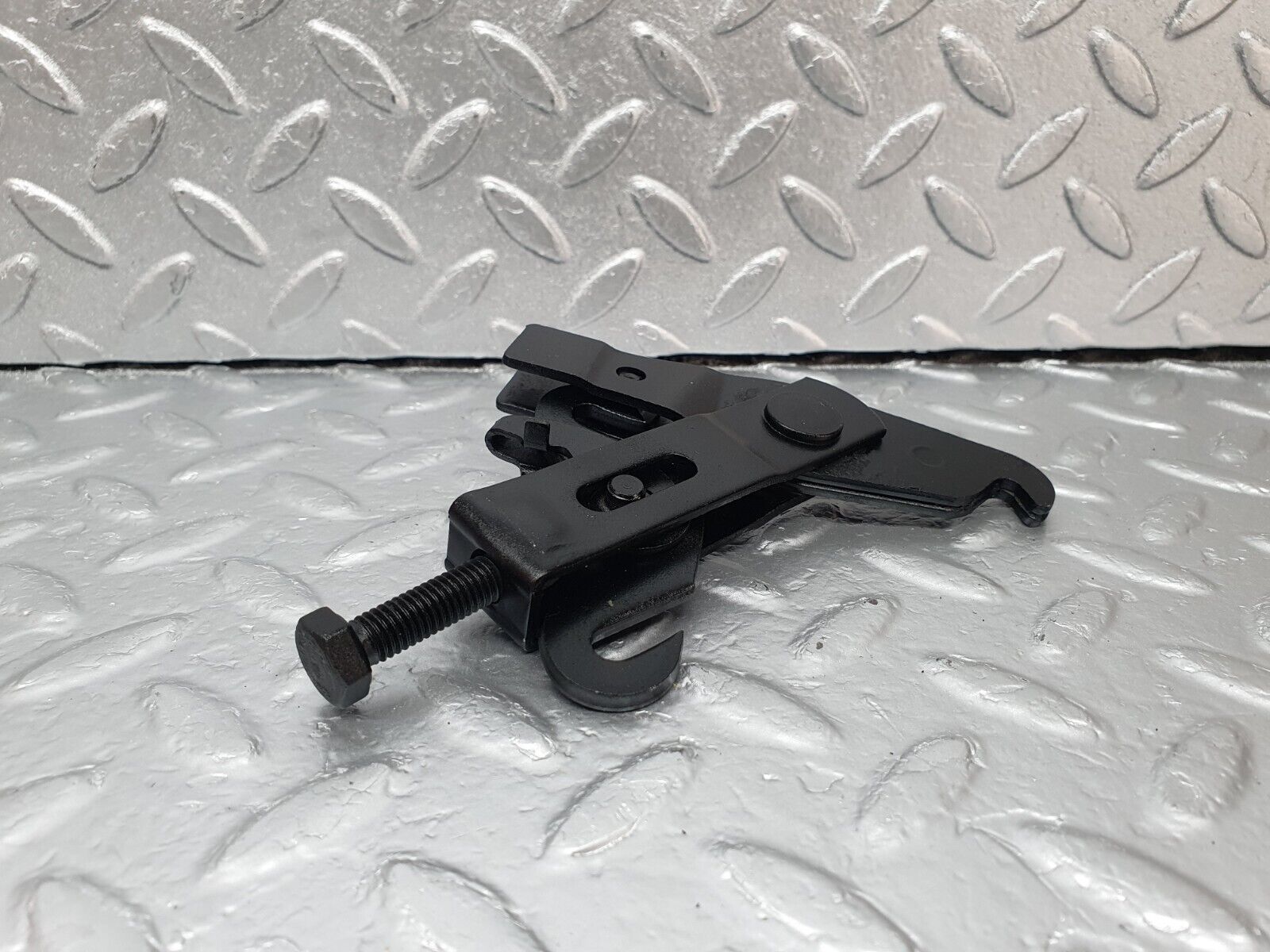 42834 Mercedes-Benz W201 190 2.0L Handbrake Adjusting Handbrake Regulator