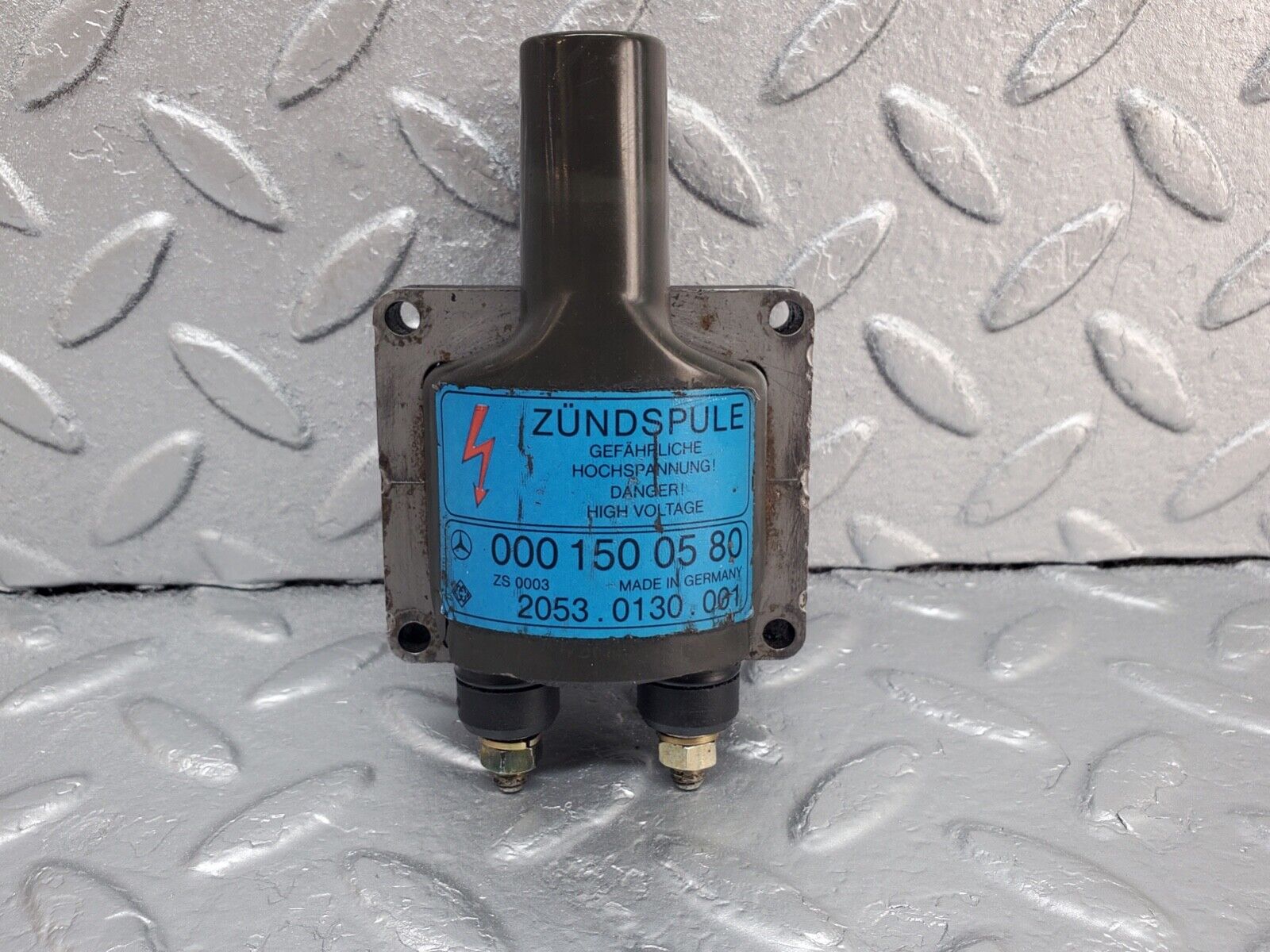 44649 Mercedes-Benz W124 220E Ignition Coil 0001586703