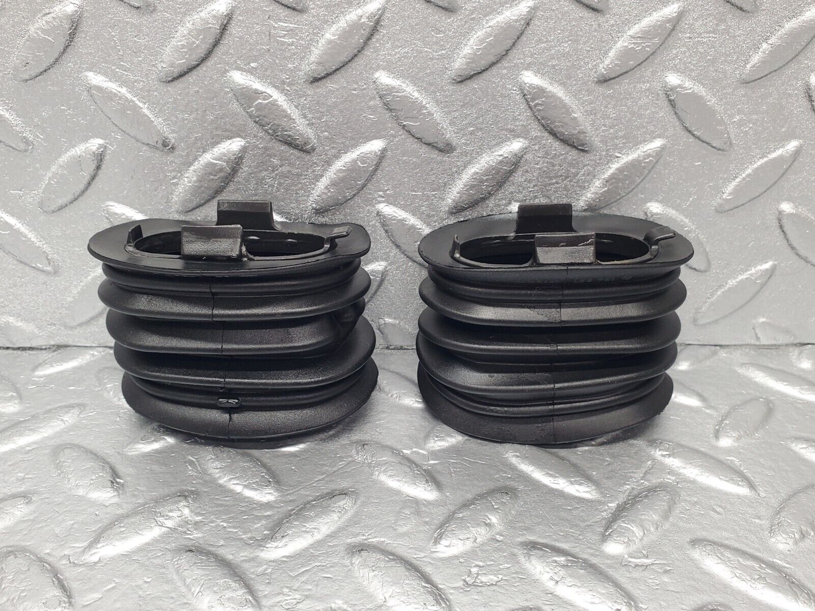 46934 Mercedes-Benz R129 320SL Coupe Door Wire Protector Rubber 1248210197