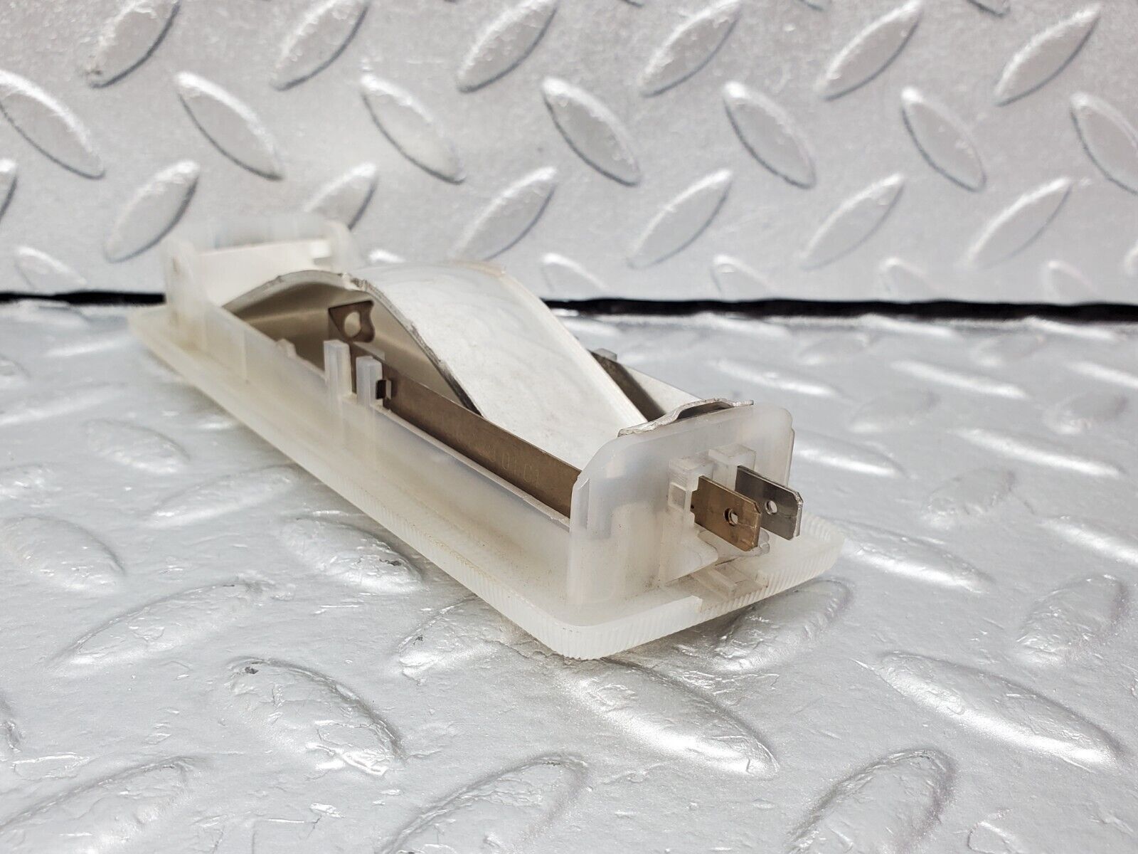 45791 Mercedes-Benz W126 420SE Rear Dome Light 1268200101