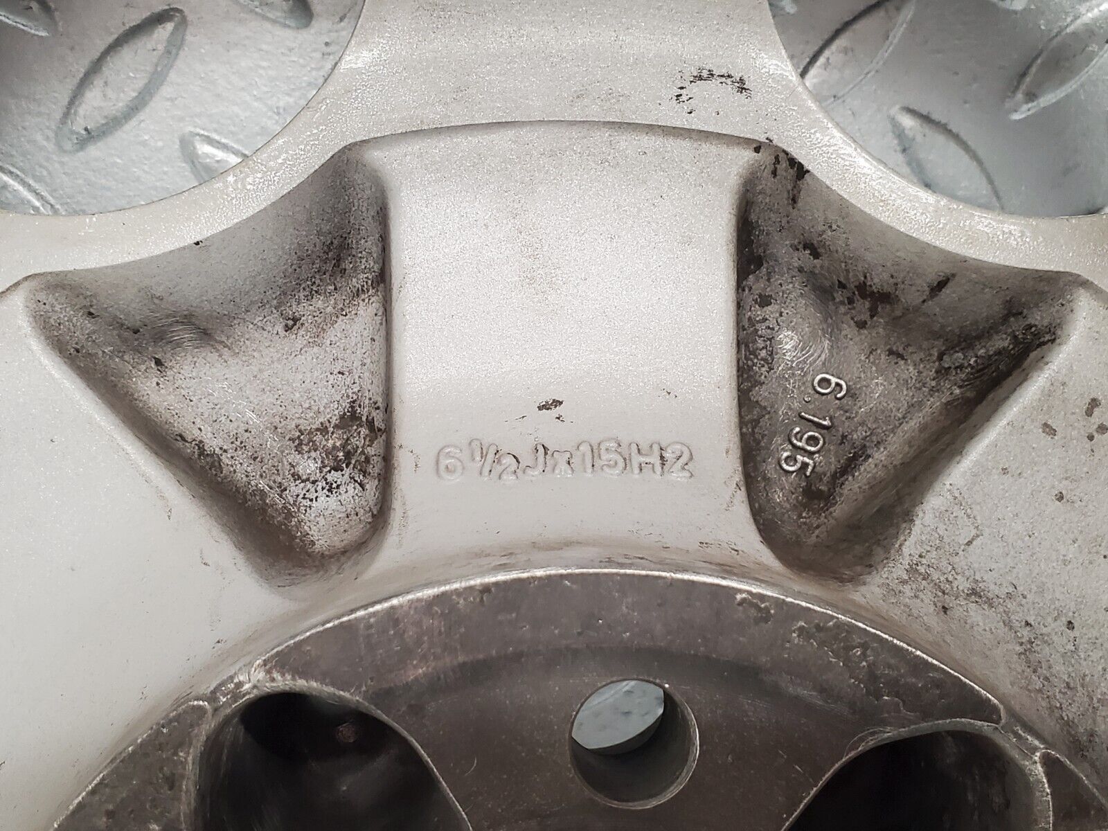 46103 Mercedes-Benz Alloy Wheel Set 6.5Jx15H2 ET44 1244011802