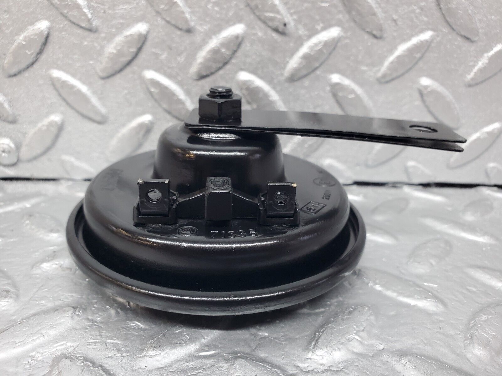 45205 Mercedes-Benz R129 300SL Coupe Horn 0035422720 002952