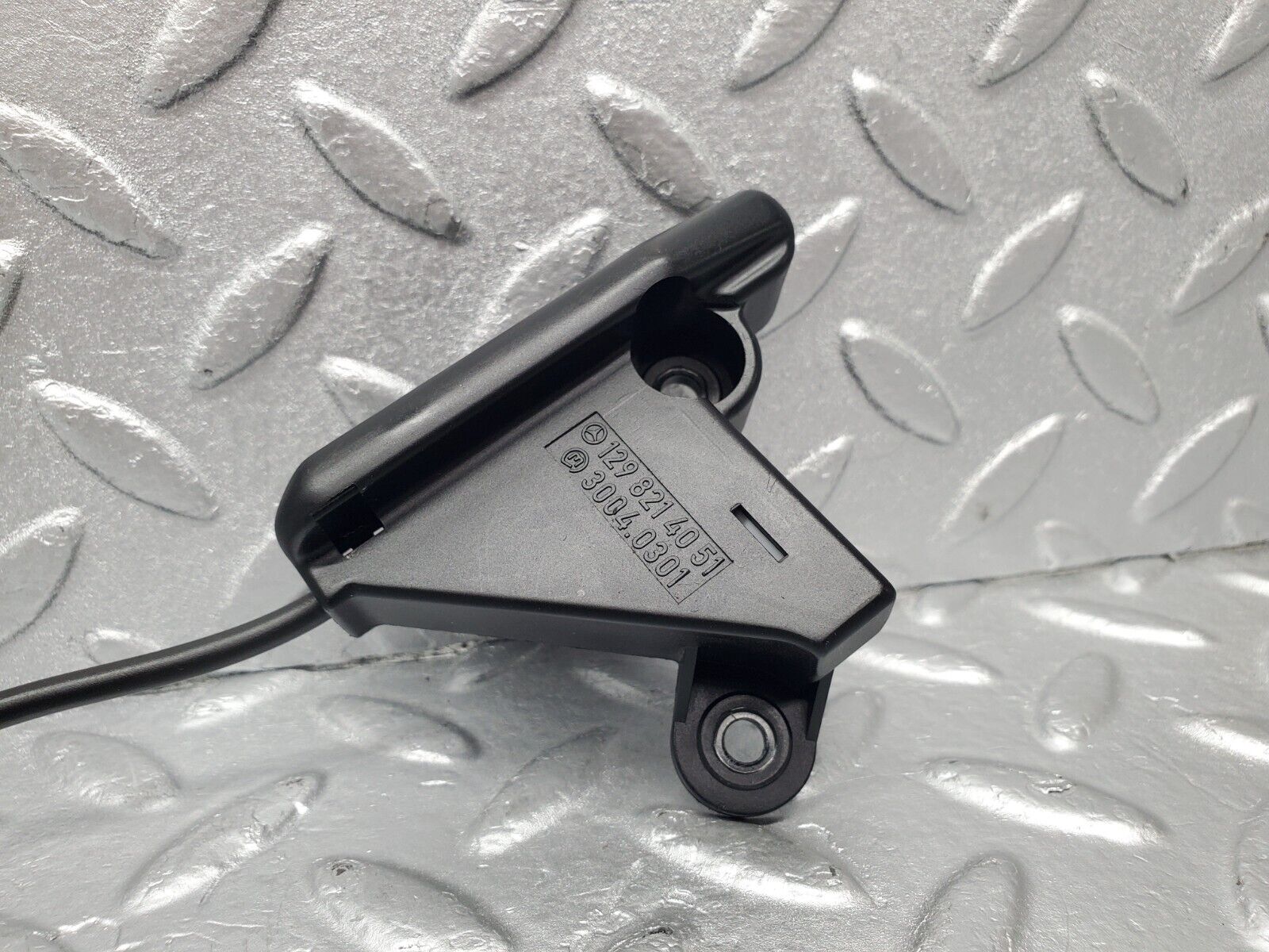 47004 Mercedes-Benz R129 320SL Coupe Roof Position Switch Left Side 1298214051