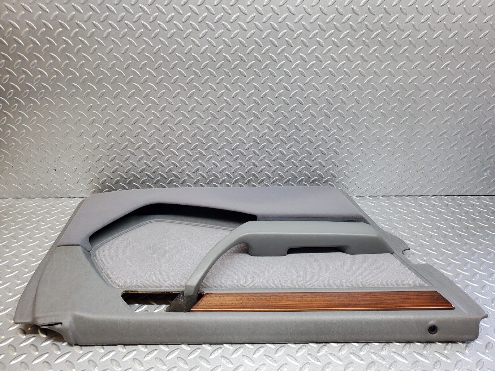 44689 Mercedes-Benz W124 220E Front Left Door Card Grey 1247271370