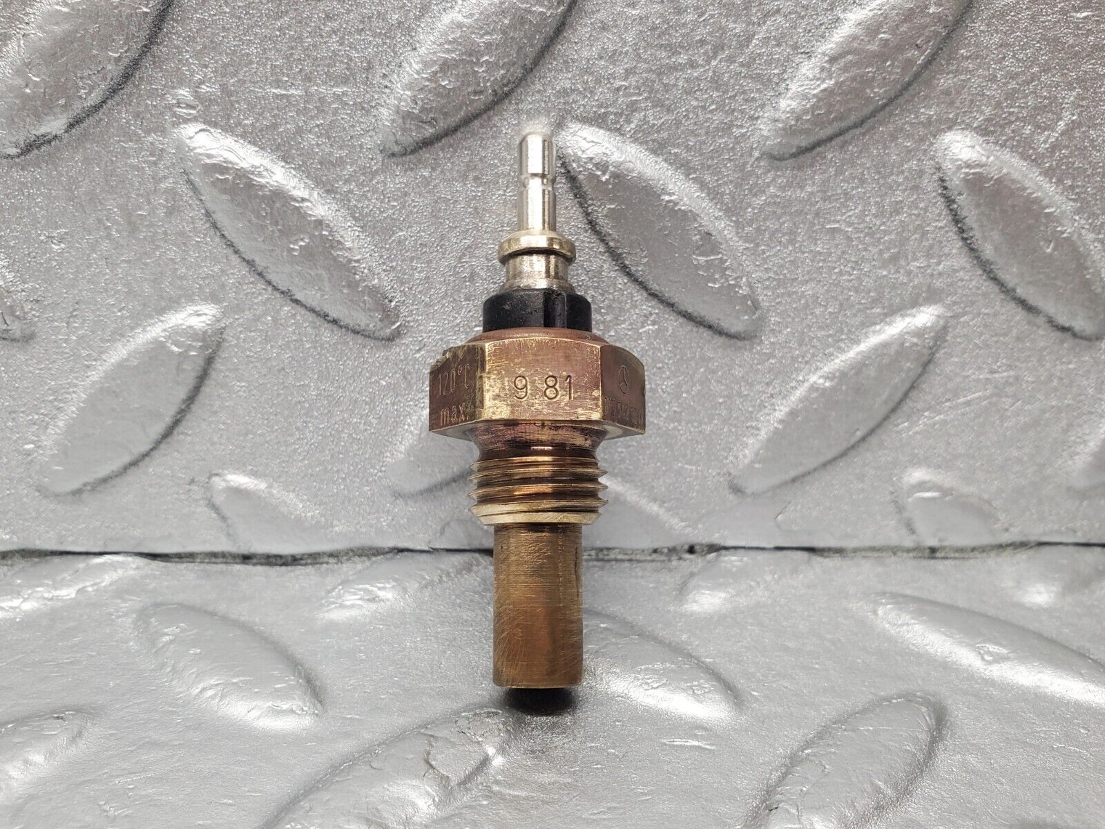 46582 Mercedes-Benz C123 280CE Coupe Coolant Temperature Sensor VDO 0055421017