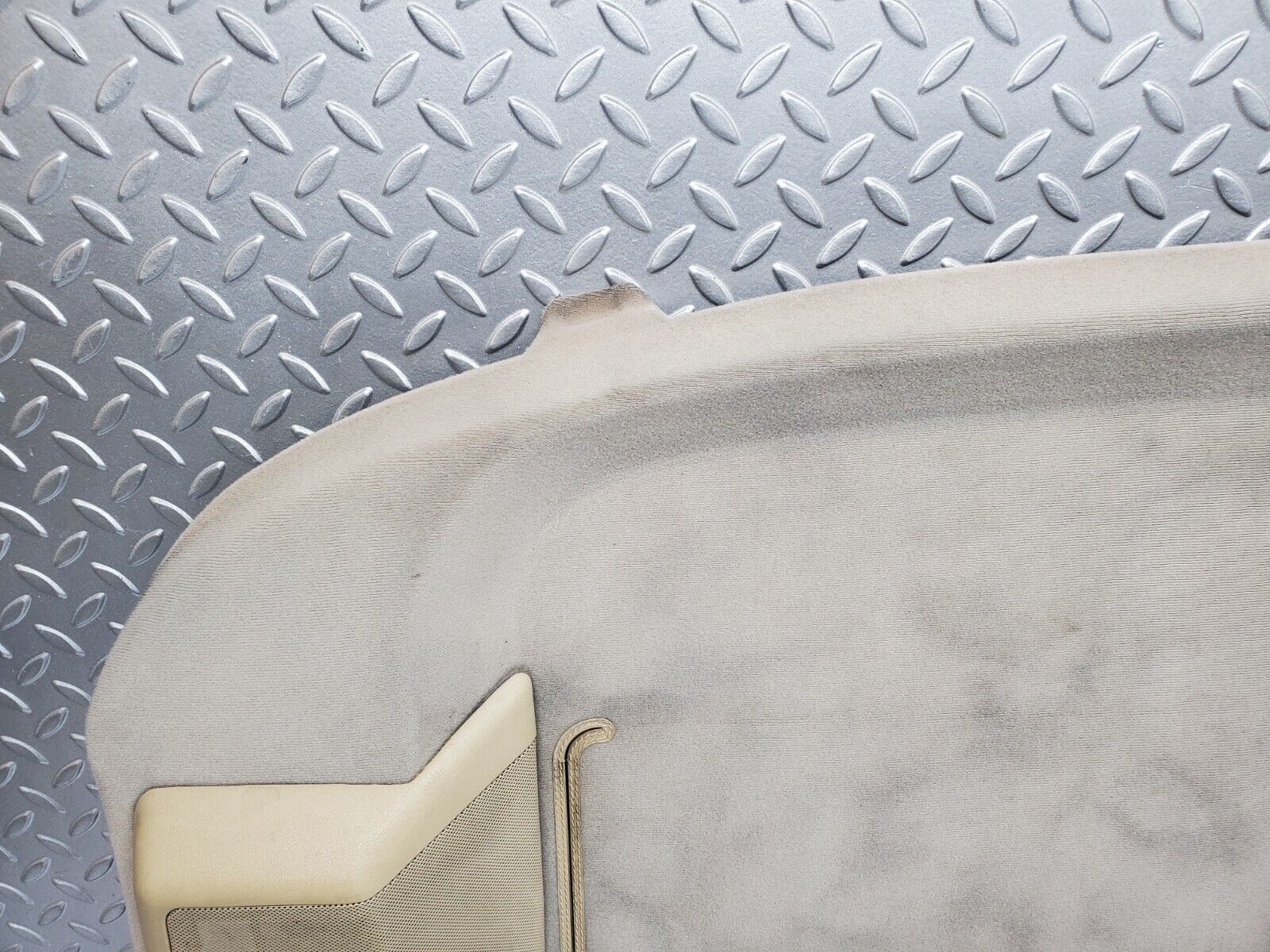 45772 Mercedes-Benz W126 420SE Rear Parcel Shelf Beige