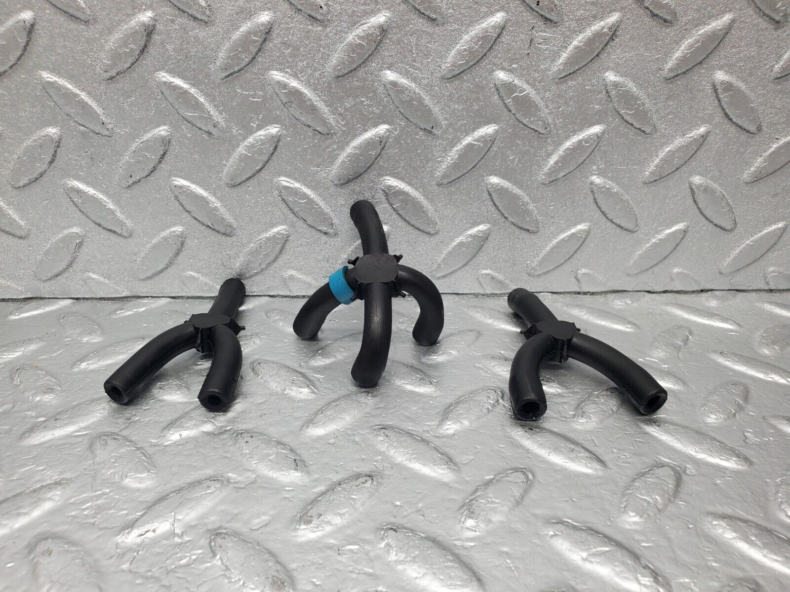 46675 Mercedes-Benz C123 280CE Coupe Vacuum Pipe Hose Distributor