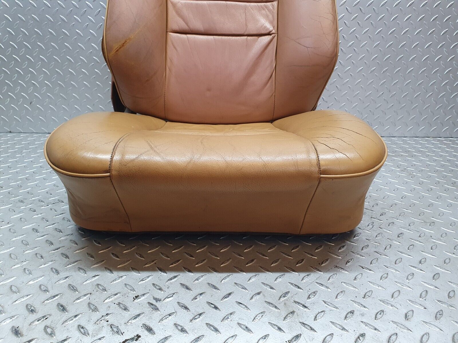 43813 Mercedes-Benz C126 380SEC Coupe Front Right Electric Passenger Seat Leather 1269101950