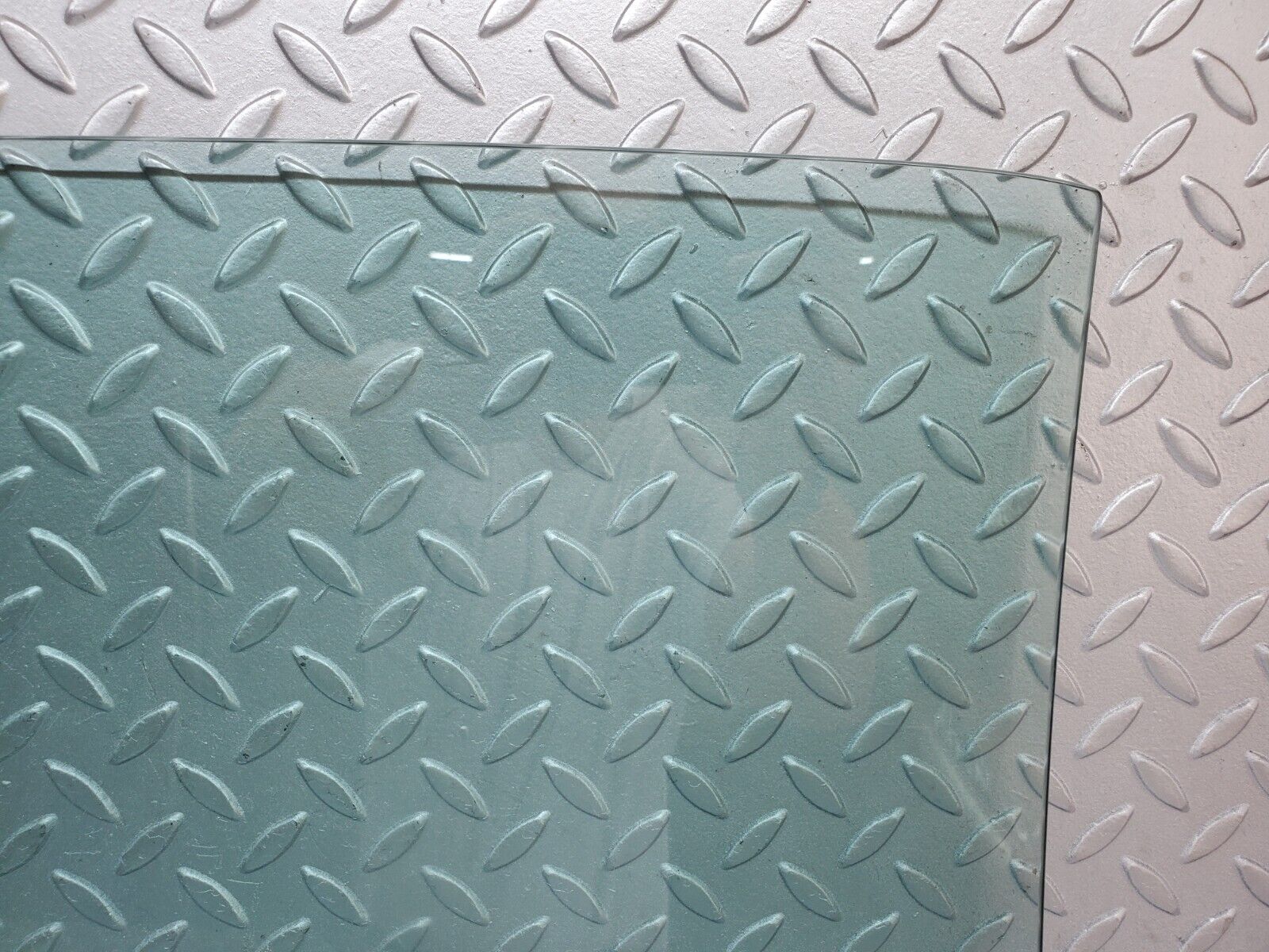 45310 Mercedes-Benz R129 300SL Coupe Right Door Window Glass