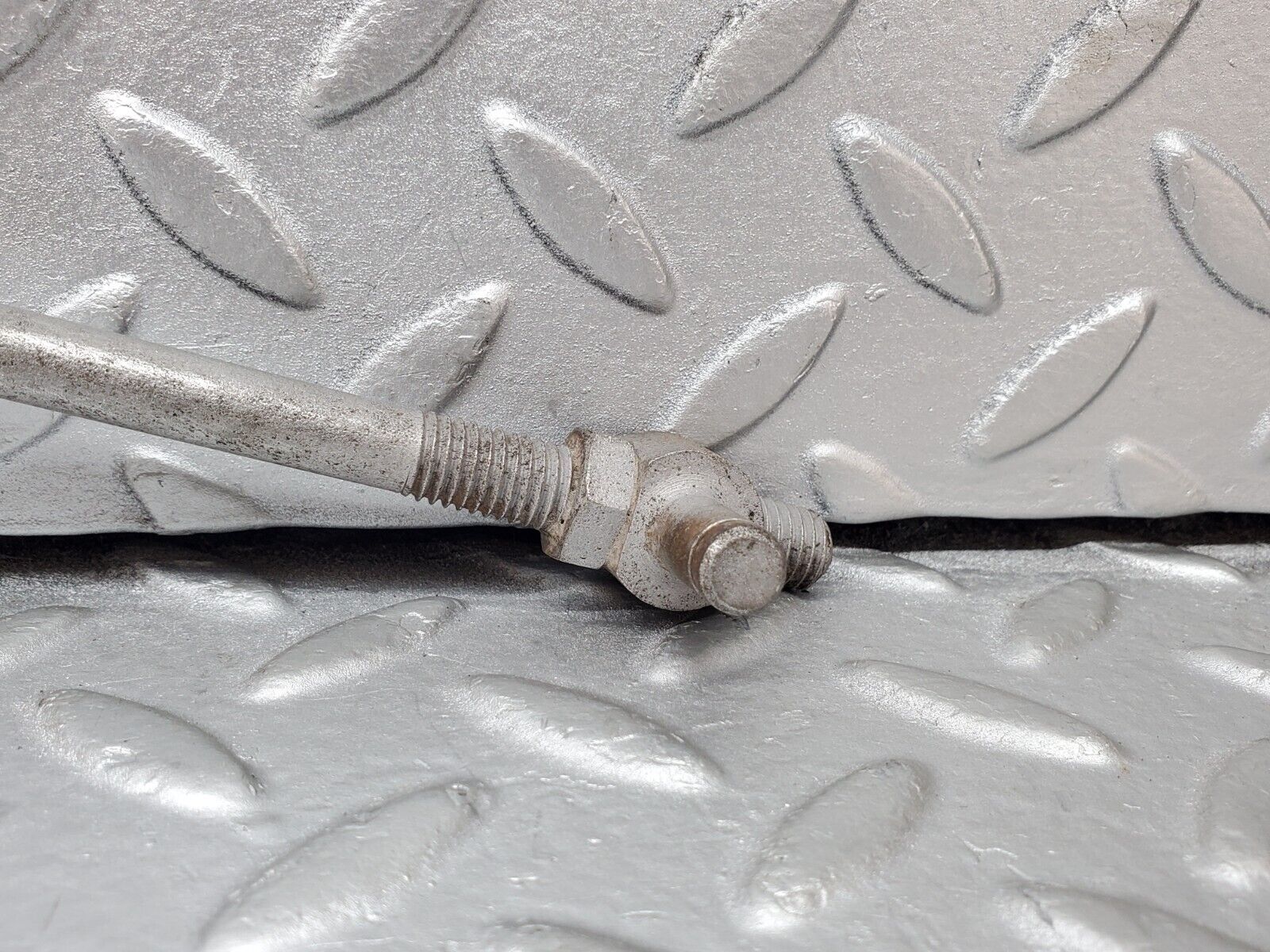 44514 Mercedes-Benz W123 280E Automatic Gearbox Linkage