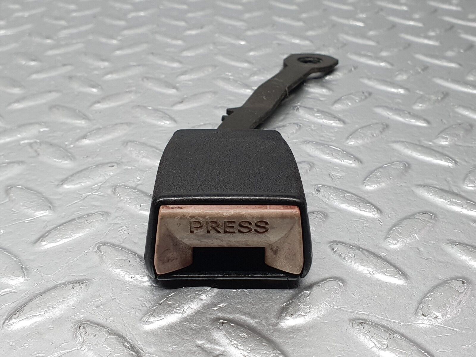 41695 Mercedes-Benz W124 200E Front Left Seat Belt With Buckle 1248603985 1268580011 1248600169