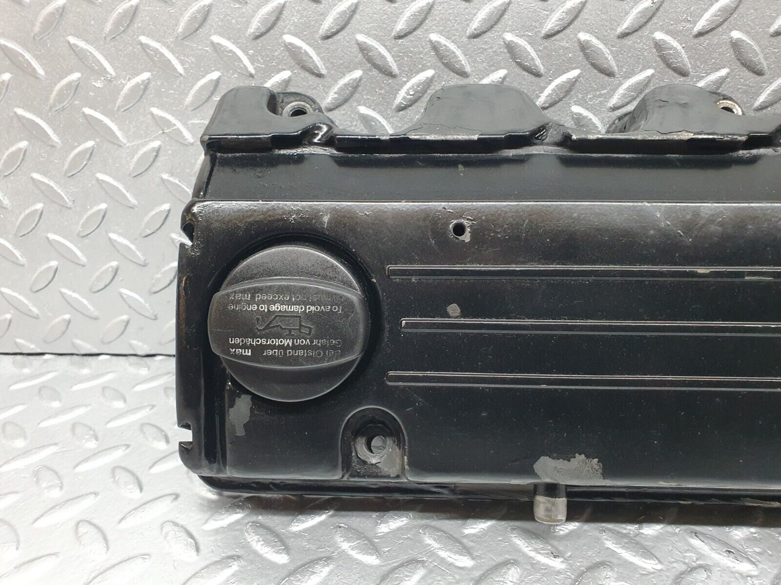 43073 Mercedes-Benz W123 Rocker Cover 1020160405